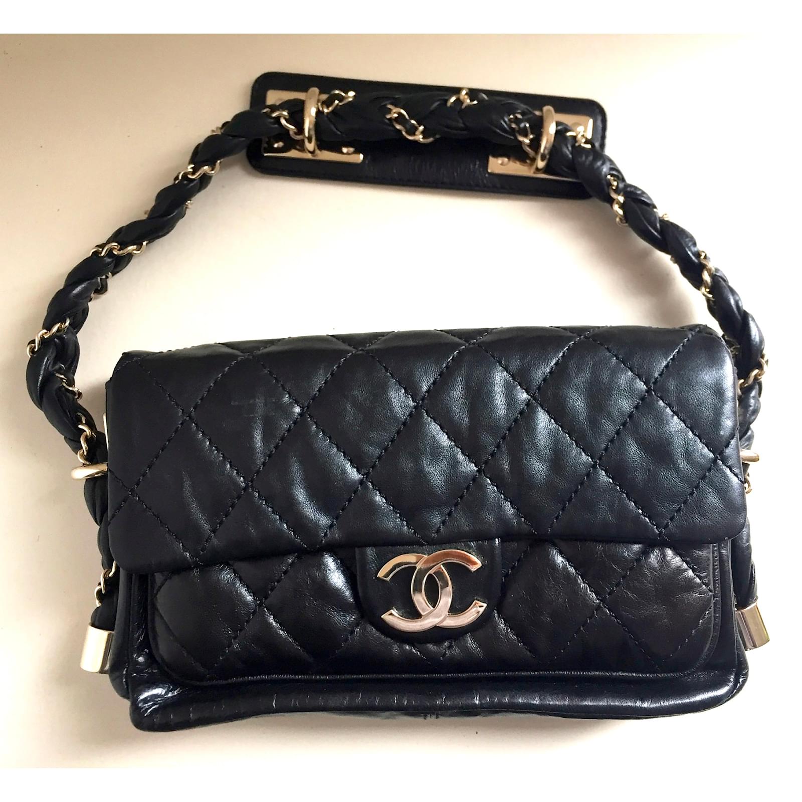 Chanel bag Black Leather ref.109006 - Joli Closet