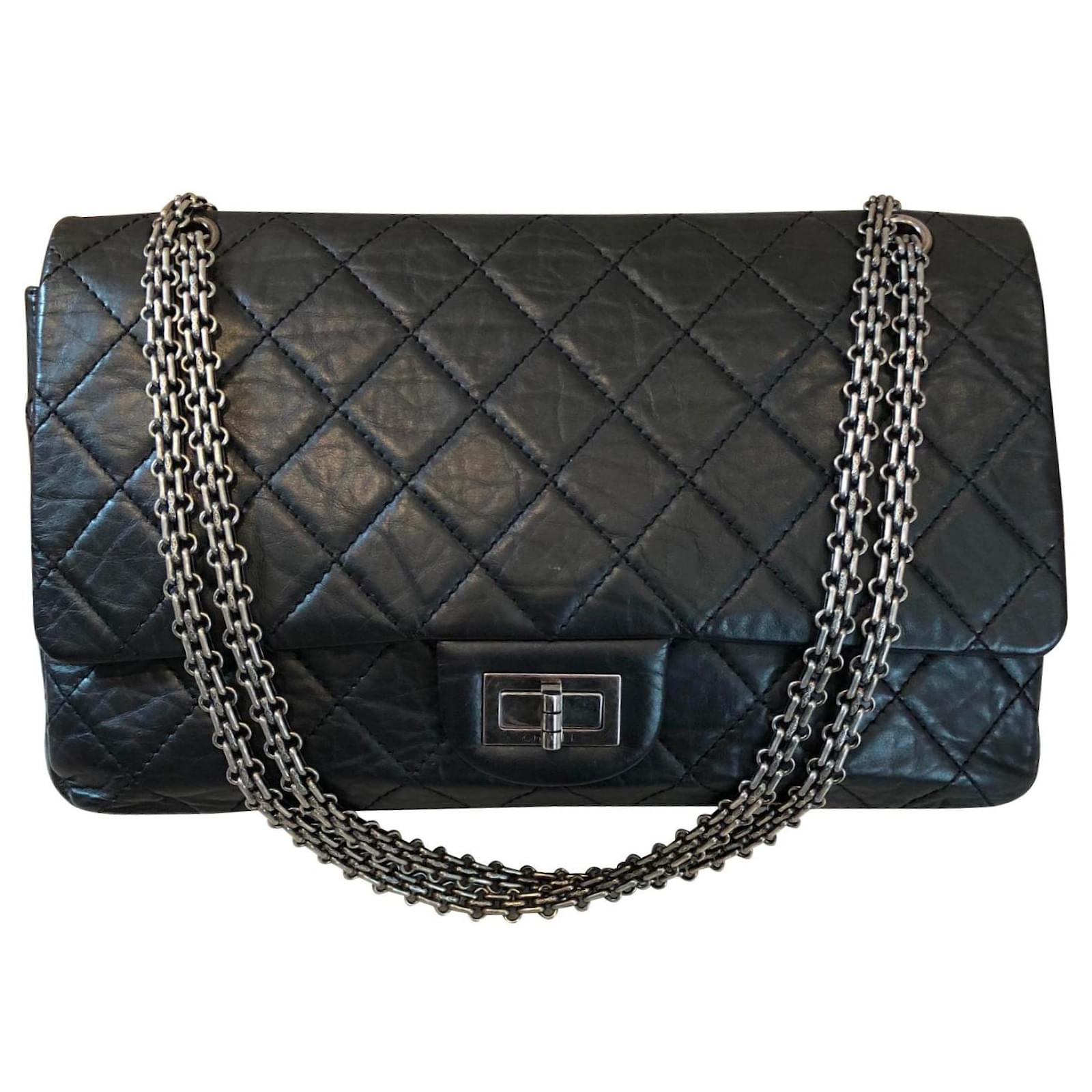 Chanel Reissue 2.55 Cuir vernis Noir ref.111158 Joli Closet