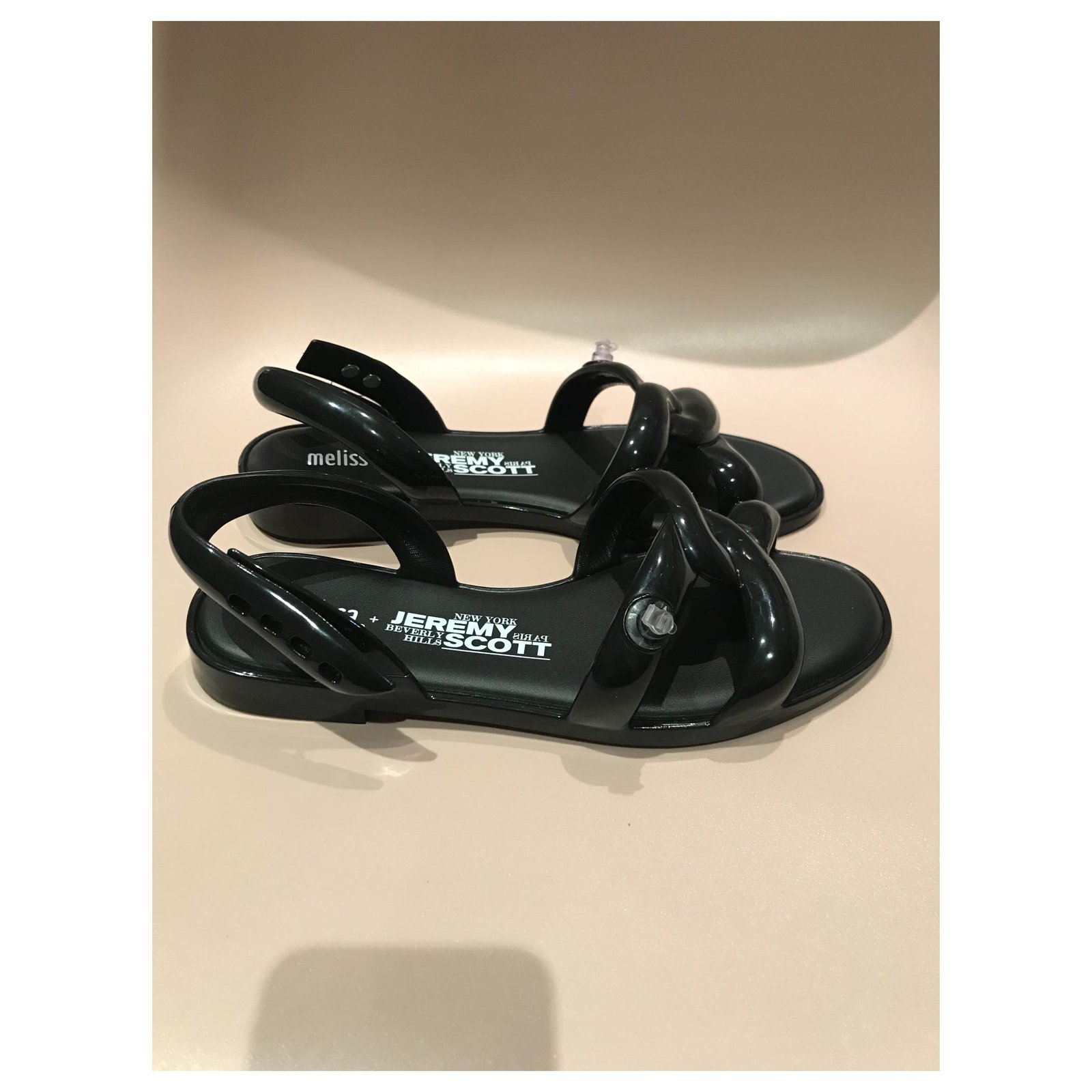 Melissa x Jeremy Scott bow sandals Black Rubber ref.111928 - Joli Closet