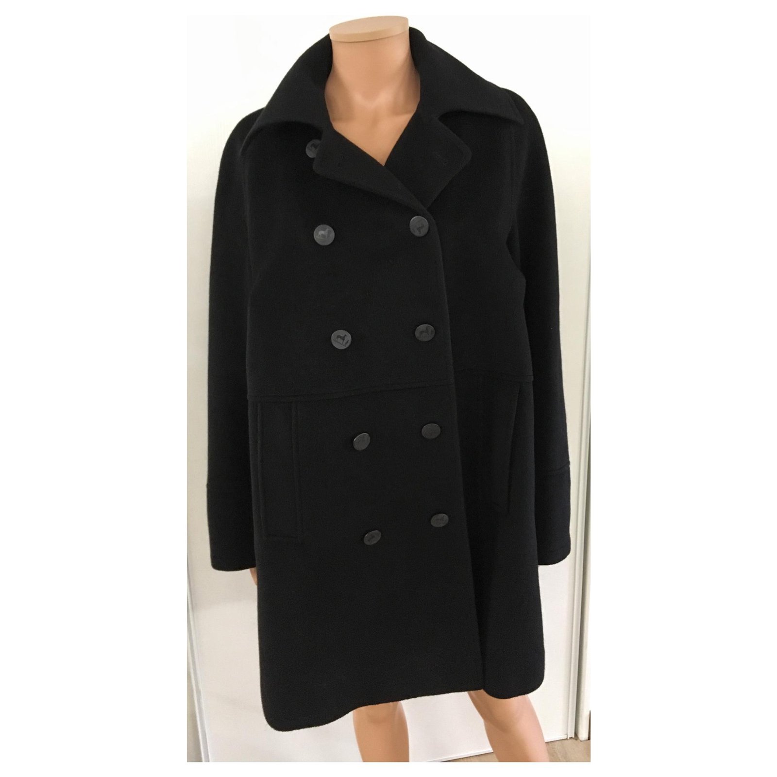 Hermès Coats, Outerwear Black Cashmere ref.113626 - Joli Closet