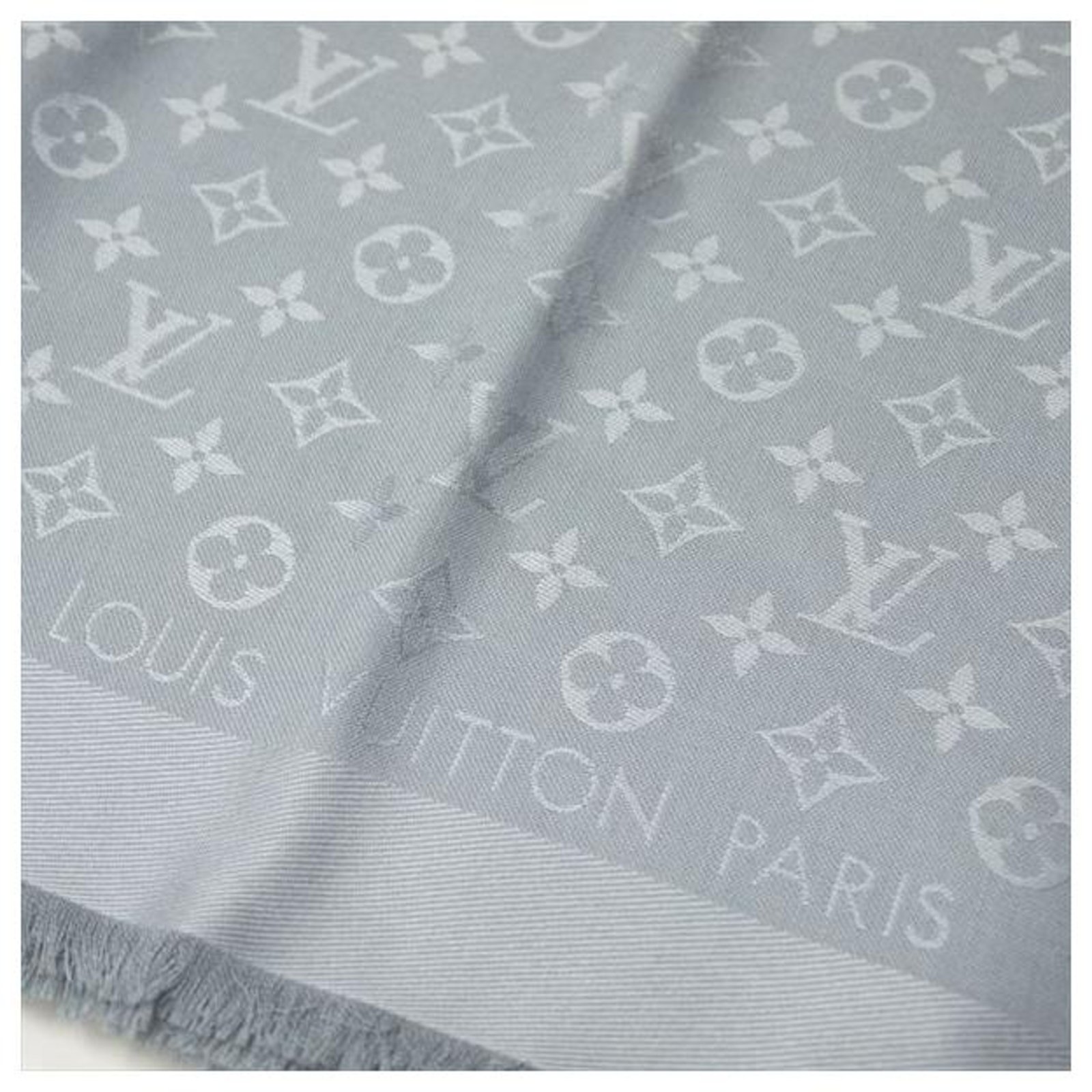 Louis Vuitton Echarpe Laine Gris ref.63283 - Joli Closet