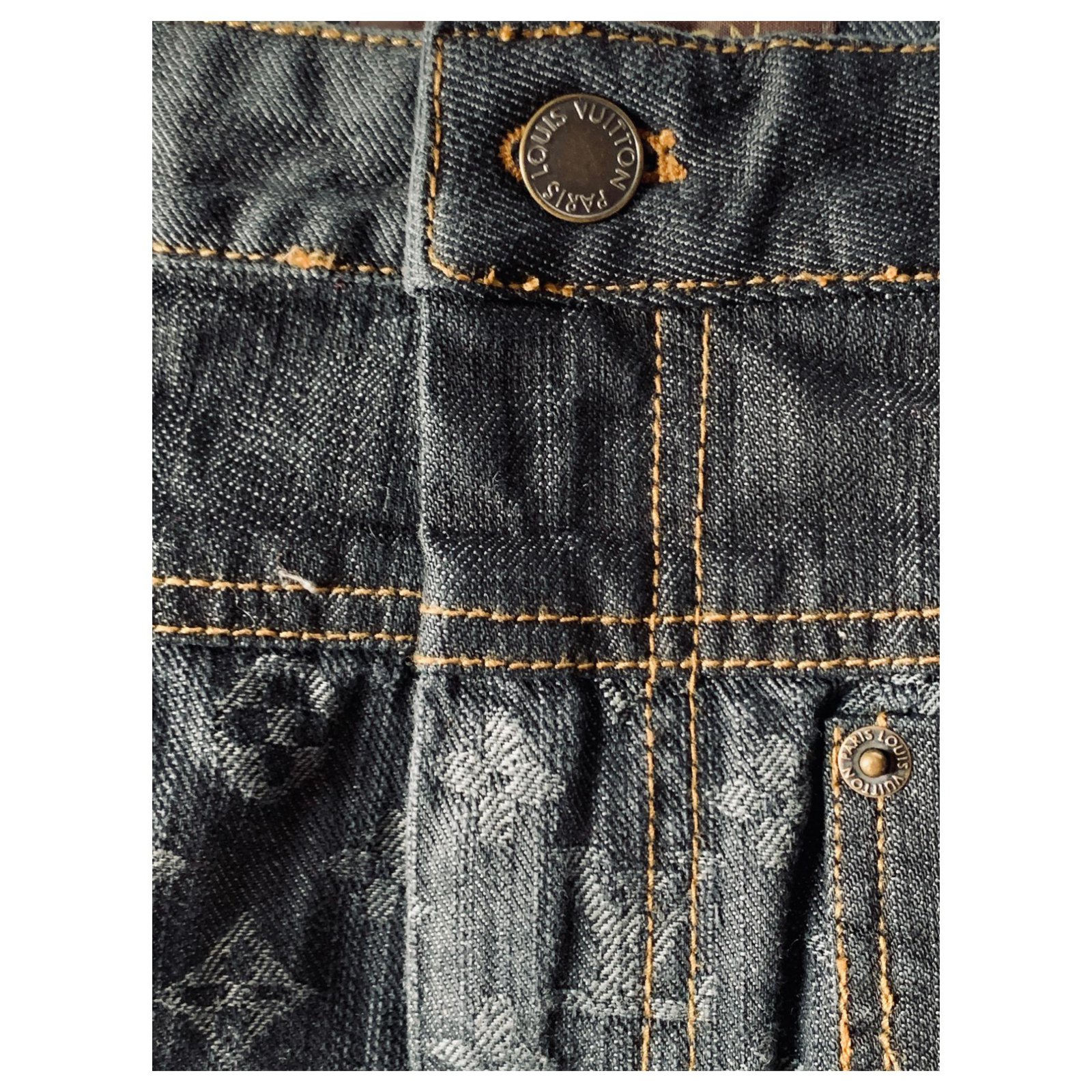 Louis Vuitton mini skirt Grey Dark blue Denim ref.116232 - Joli Closet