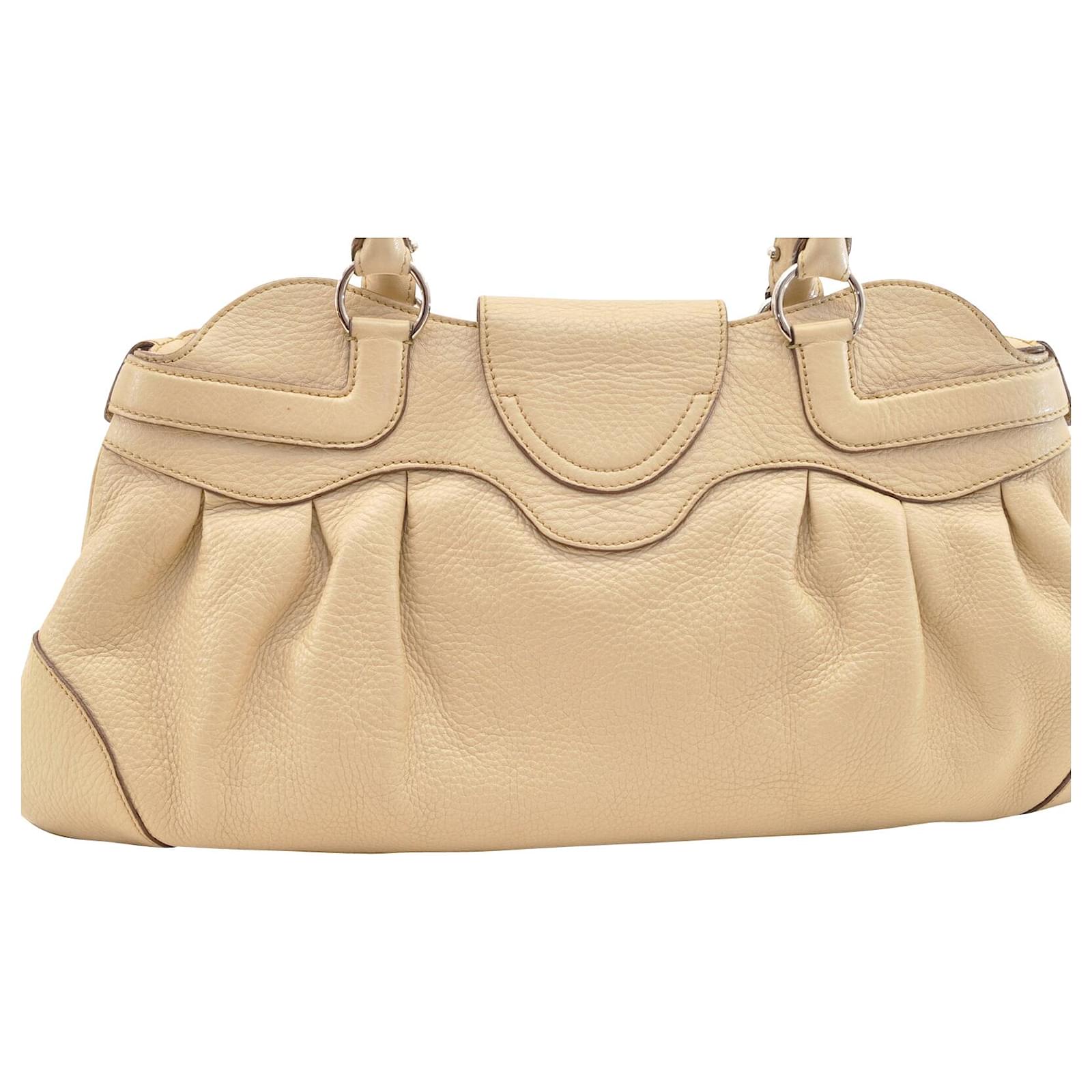 ハンドバッグ FERRAGAMO HANDBAG Leather handbag with l Gancin Salvatore Ferragamo Gancini Shoulder Bag Leather Red Silver