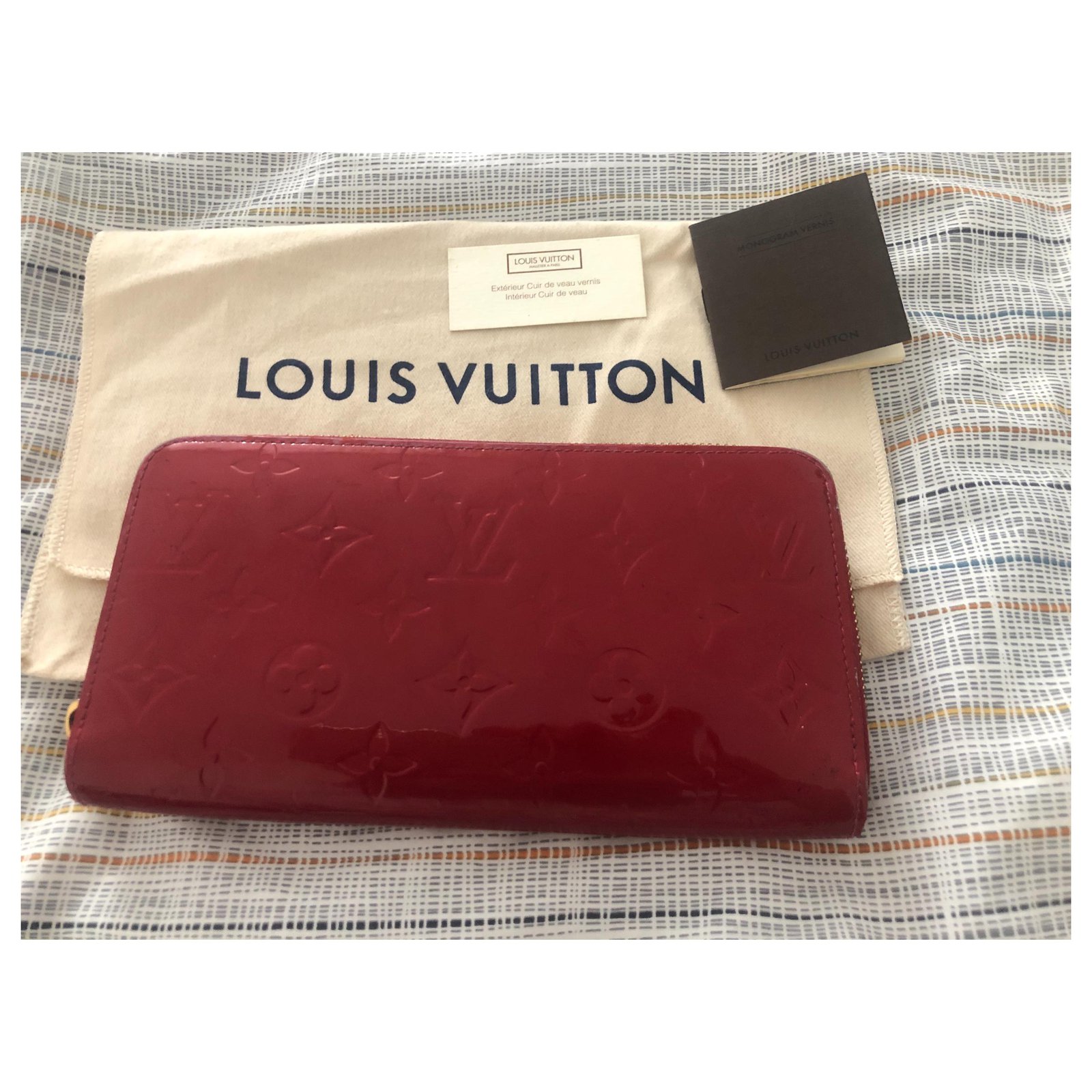 Louis Vuitton Zippy Wallet Red Patent leather ref.309161 - Joli Closet