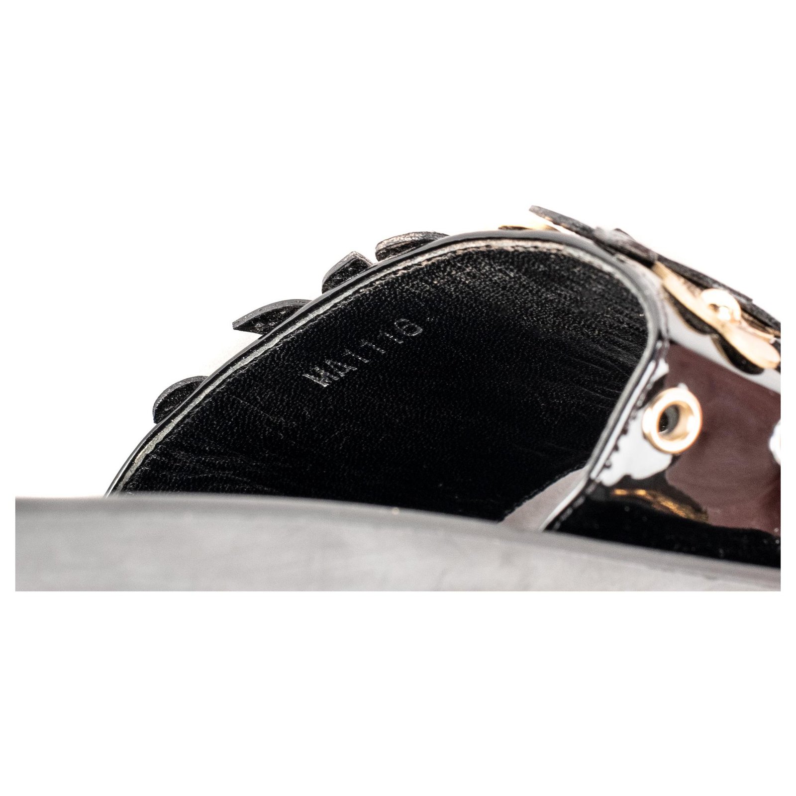 Louis Vuitton Sandals Sunbath Flat Mule, taille 39, new condition! Black  Patent leather Plastic ref.117221 - Joli Closet