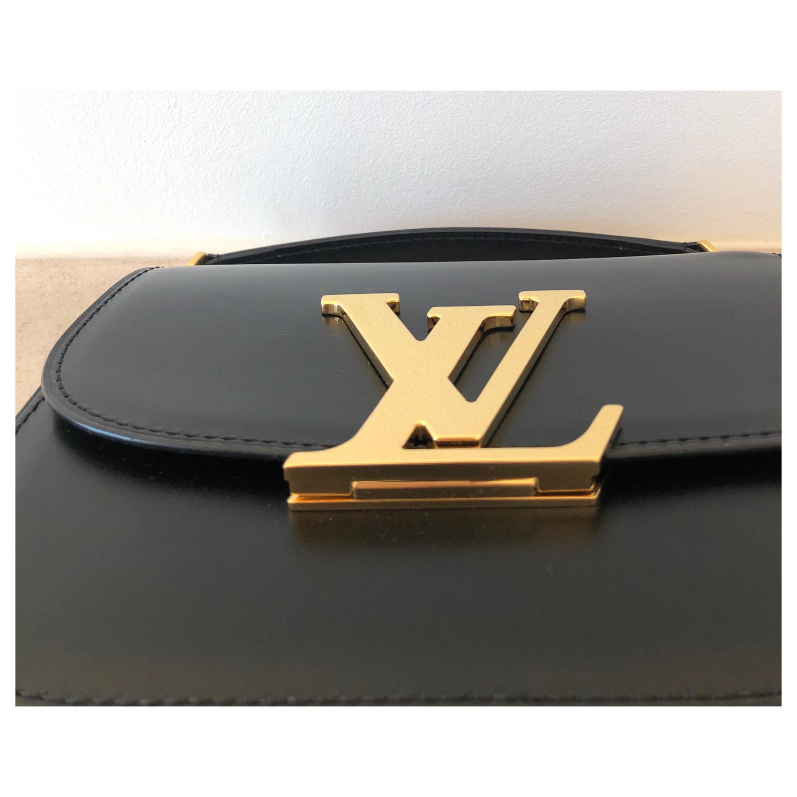 Louis Vuitton Vivienne Black Leather ref.117787 - Joli Closet
