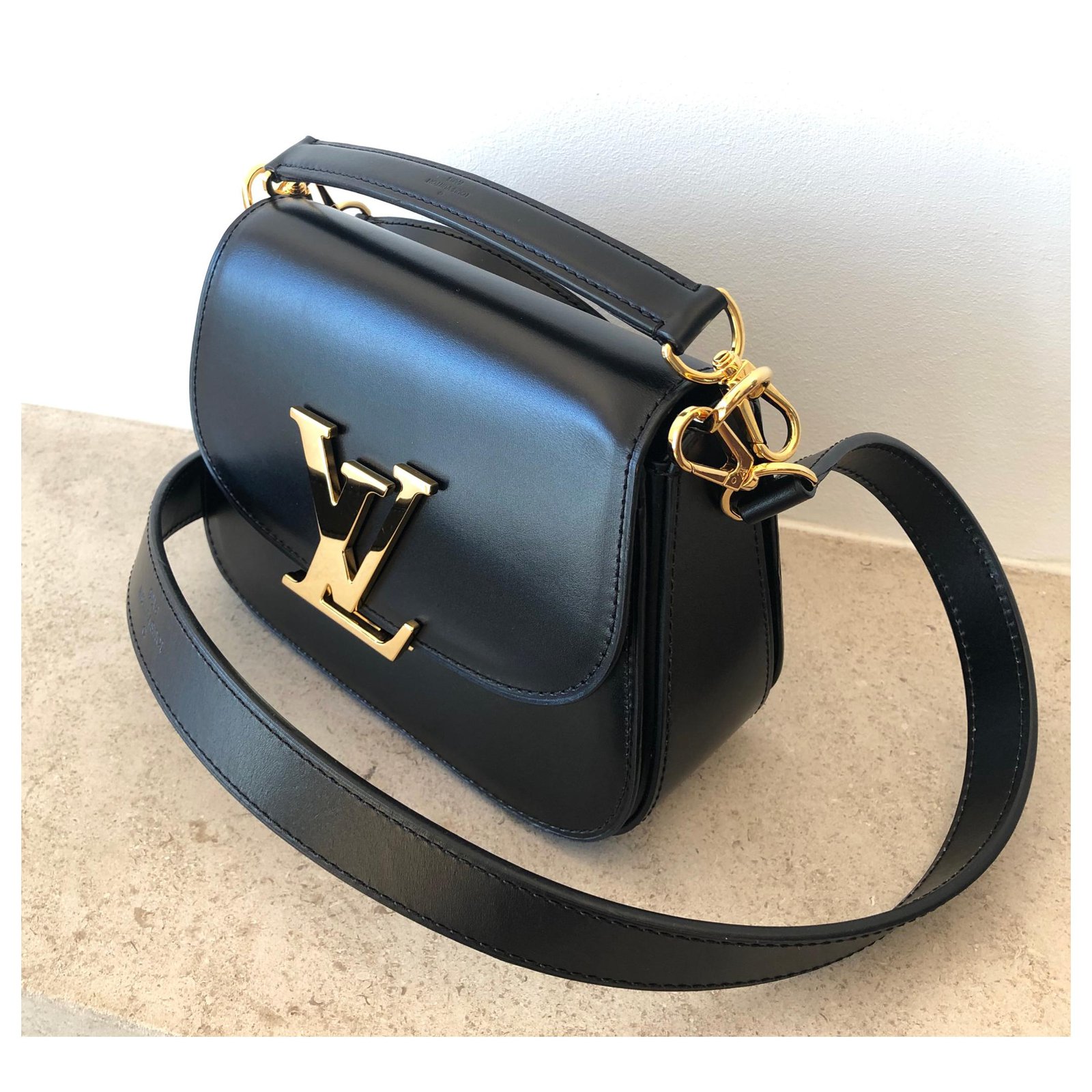 Vivienne leather handbag Louis Vuitton Black in Leather - 35164092