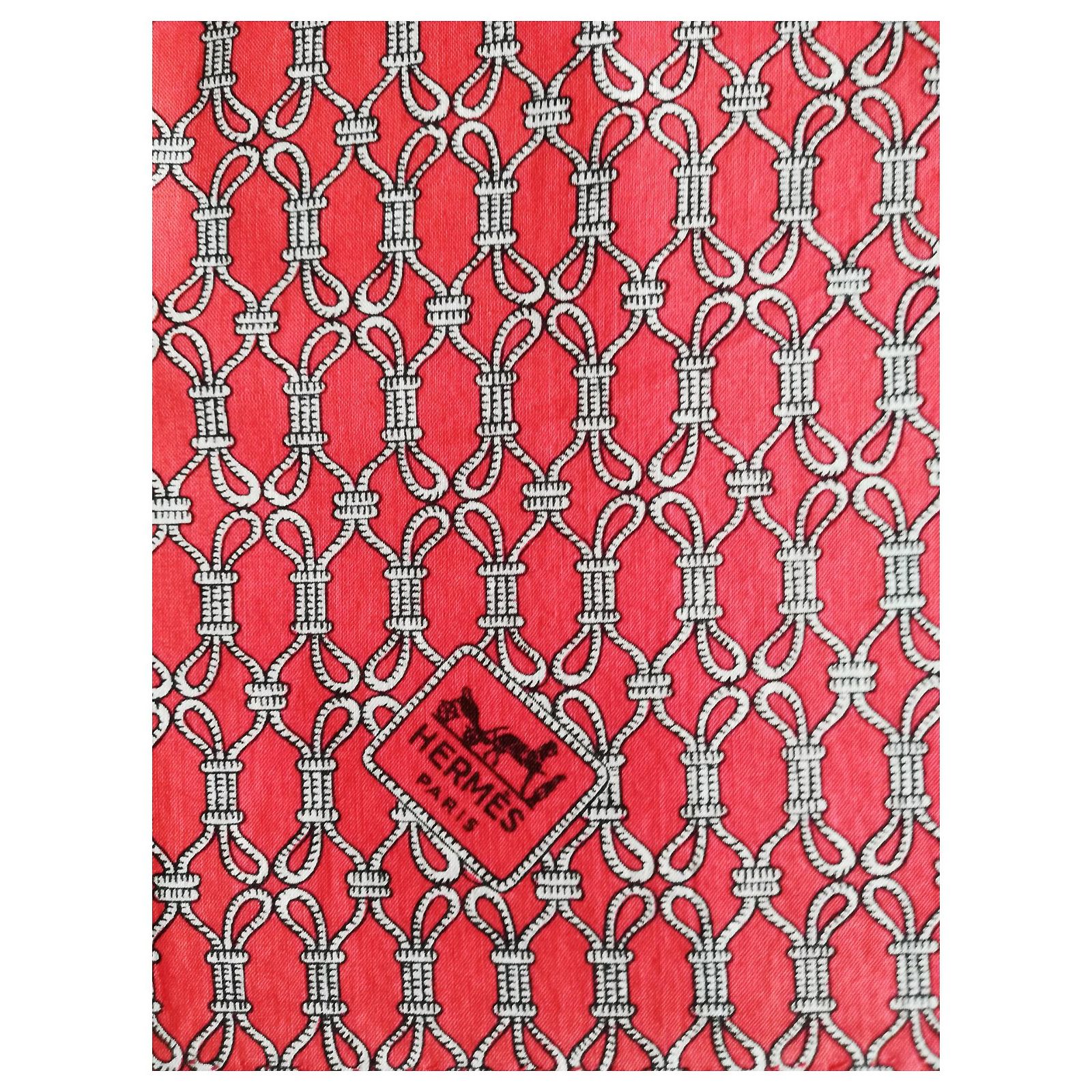 Cravate HERMÈS 100% Soie - Motif H Déco - Ciel/Rouge/Blanc - Neuf En Boîte Avec Reçu