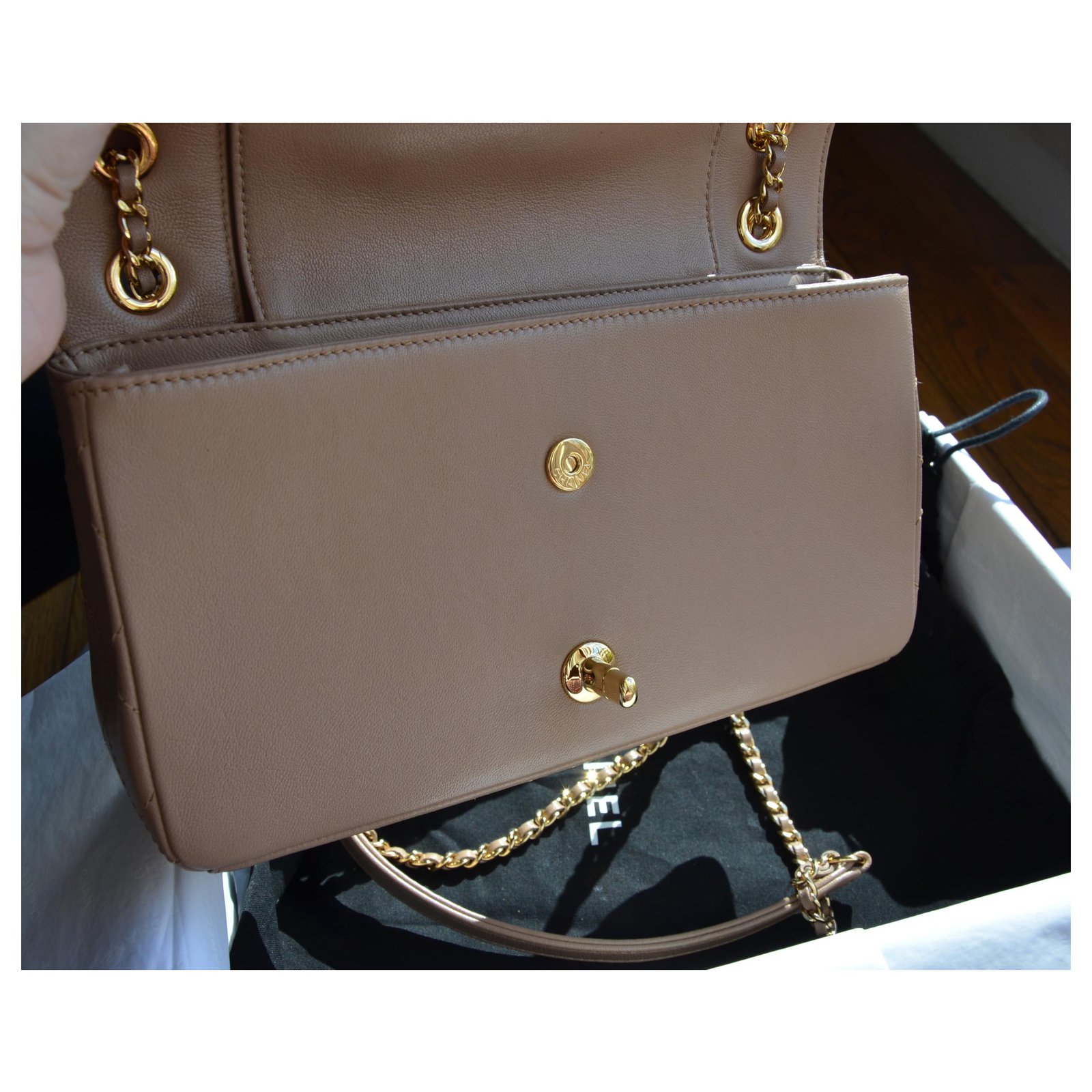 Chanel Mademoiselle Vintage Medium Flap Bag Beige Golden Leather ref.121015  - Joli Closet