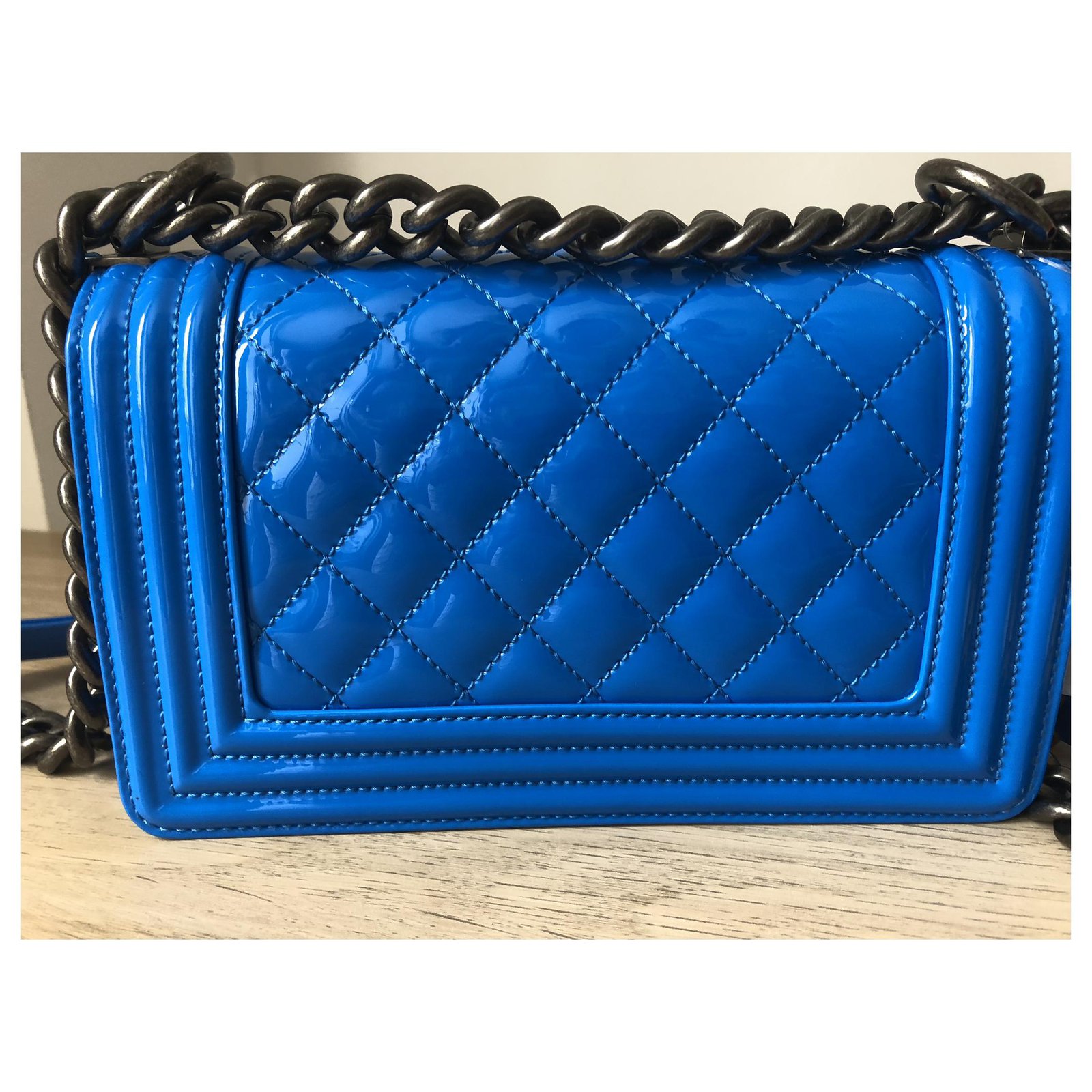 Chanel Boy Bag Small Size Blue Patent leather ref.121093 - Joli Closet