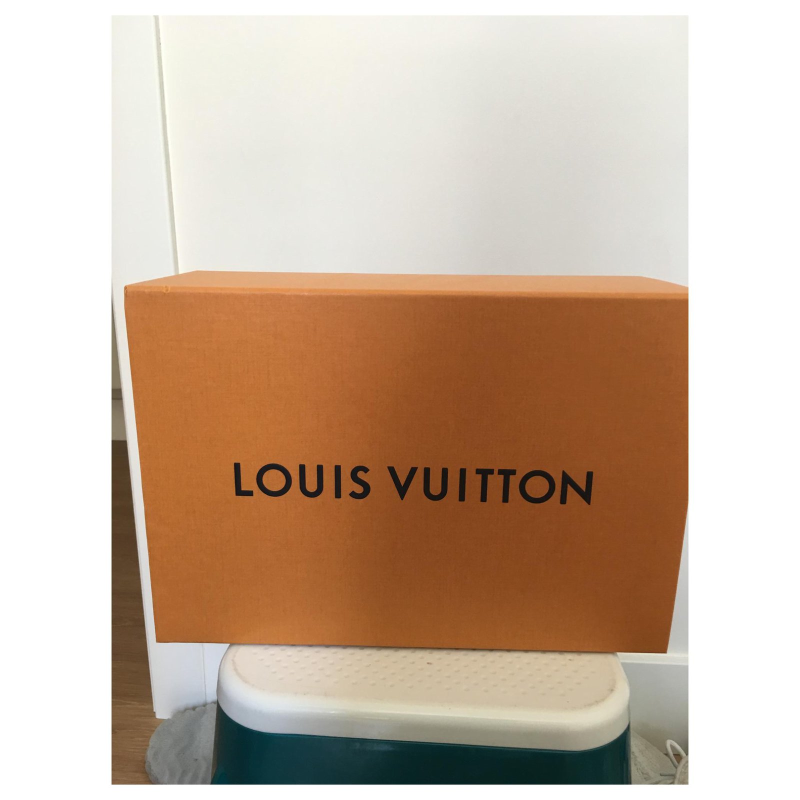 Louis Vuitton Etui compact mirror White Cloth ref.715645 - Joli Closet
