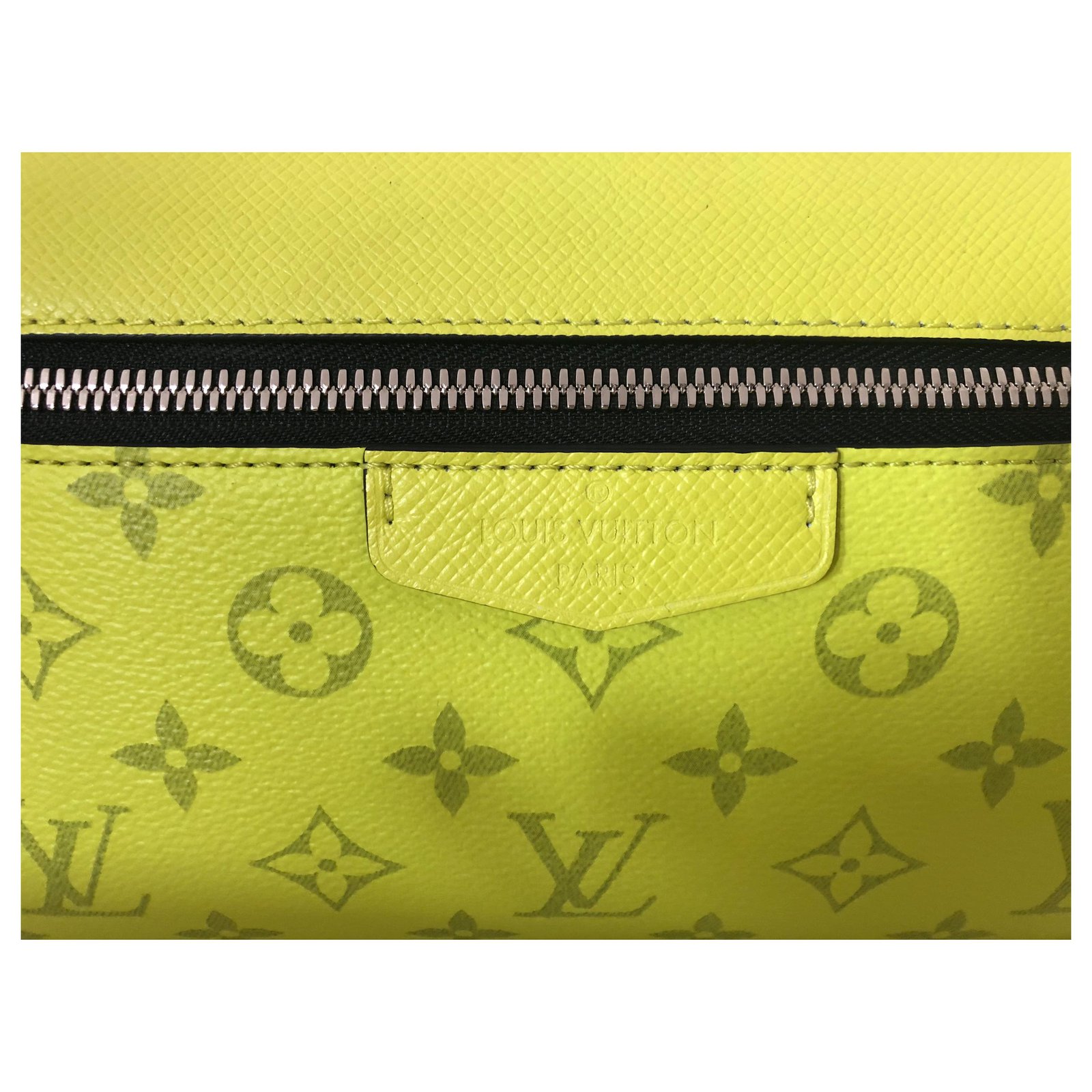 Louis Vuitton Bags Briefcases Yellow Leather ref.122941 - Joli Closet