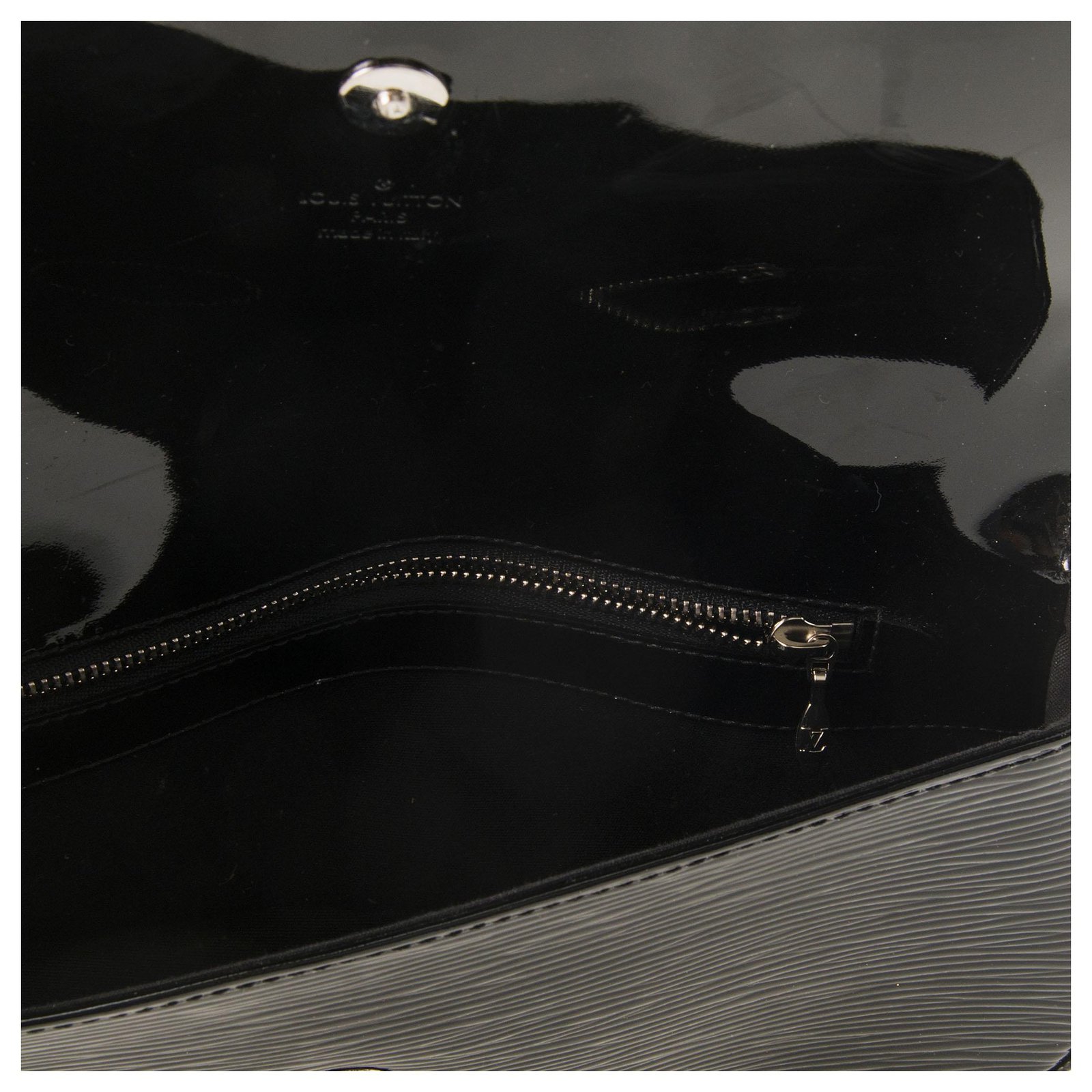 Louis Vuitton Black Epi Electric Sobe Clutch – Jadore Couture