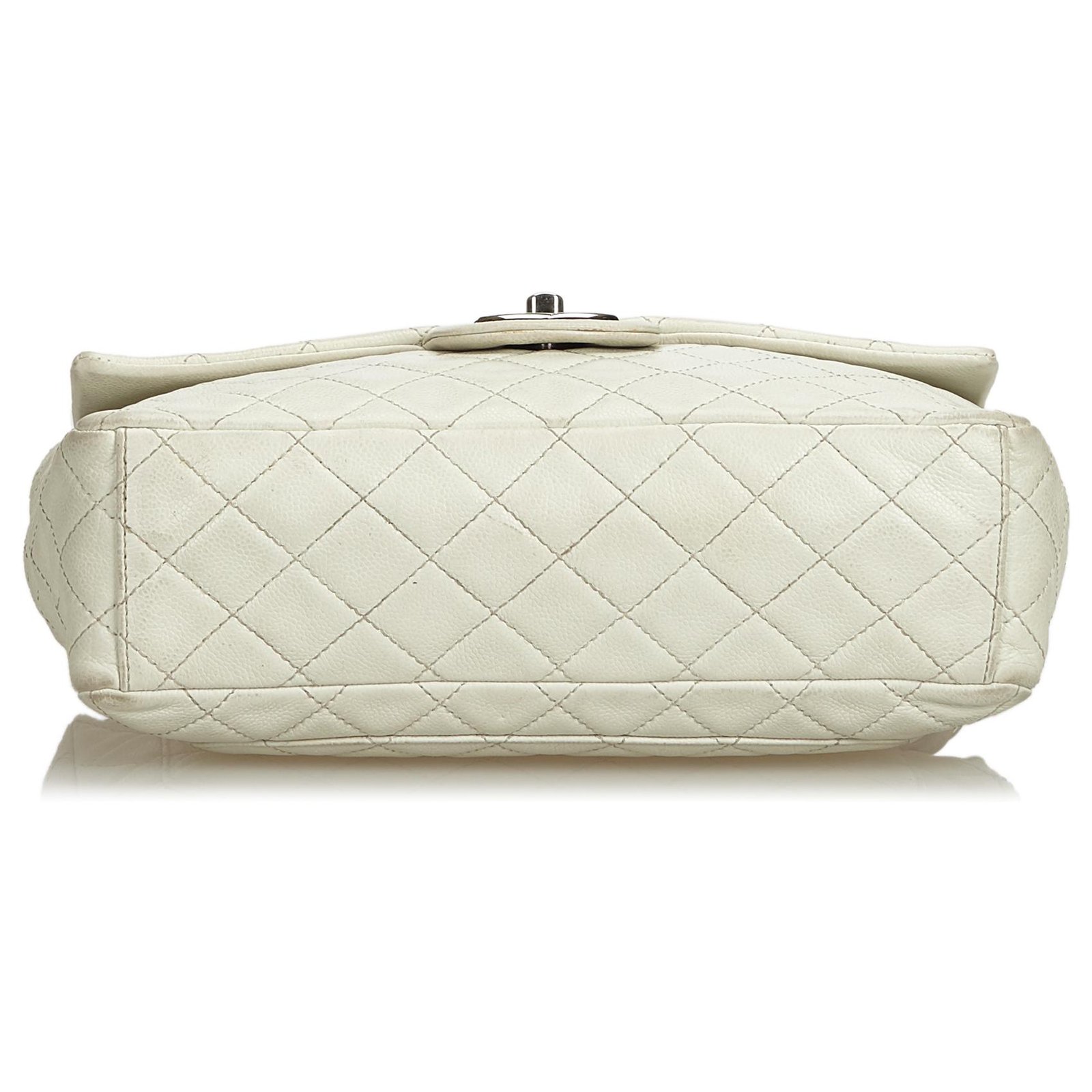 Timeless Chanel White Classic Jumbo Caviar Single Flap Bag Leather ref ...