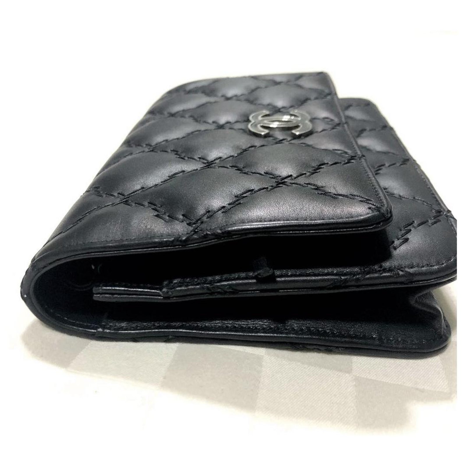 Chanel Black Wallet on Chain Leather ref.126852 - Joli Closet