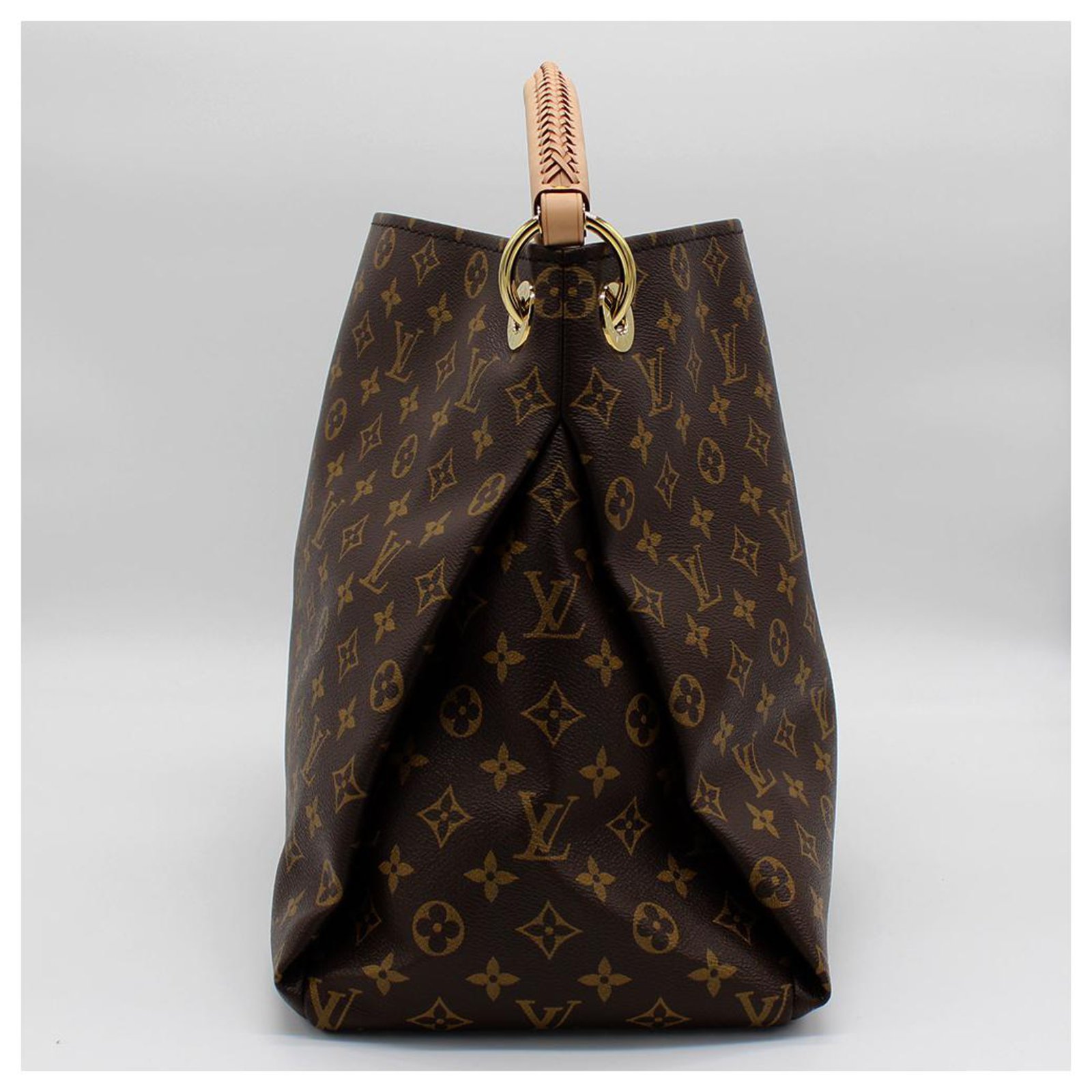 Artsy cloth handbag Louis Vuitton Brown in Fabric - 34383482