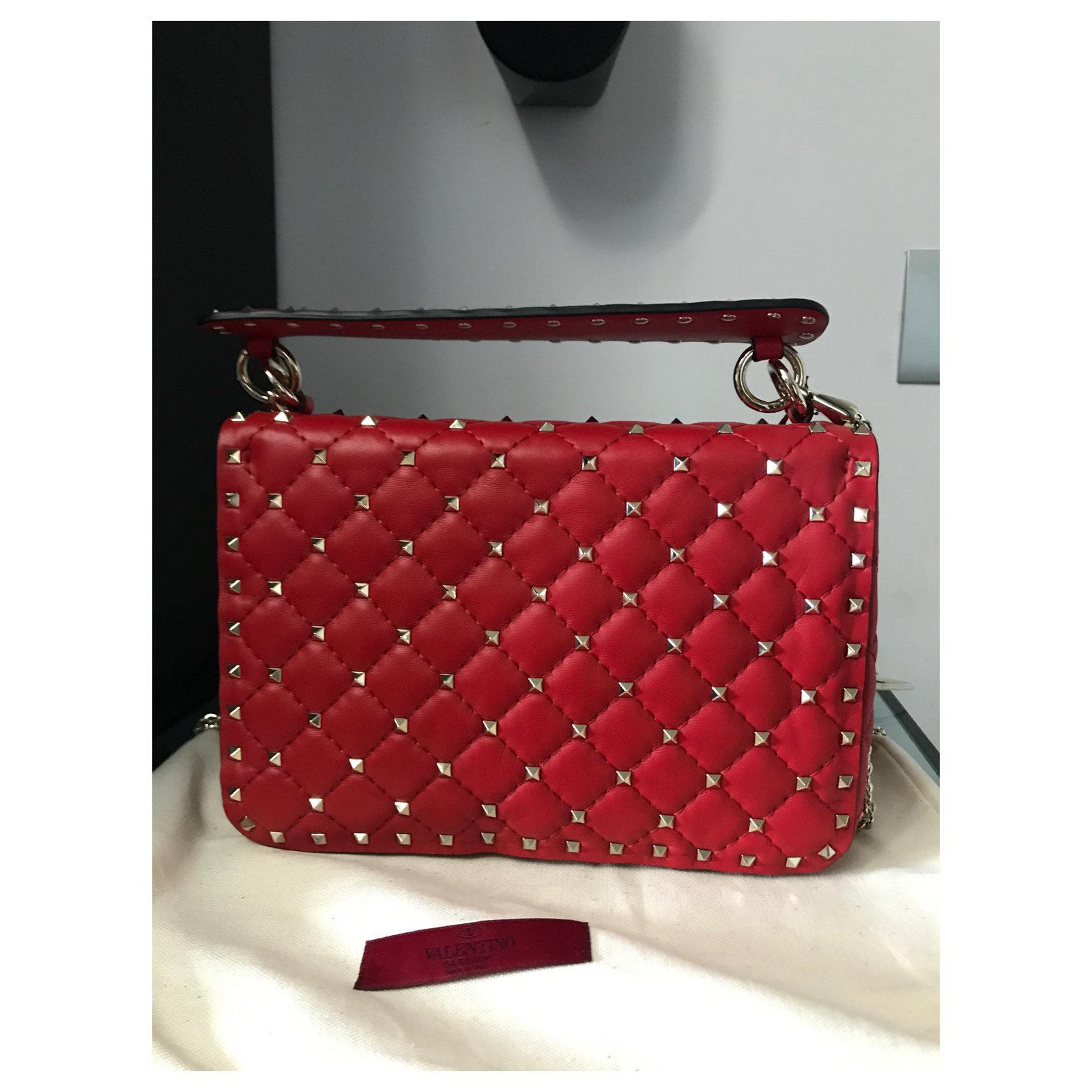 2016 F/W Valentino Garavani Rockstud Spike Medium Bag in Red Leather