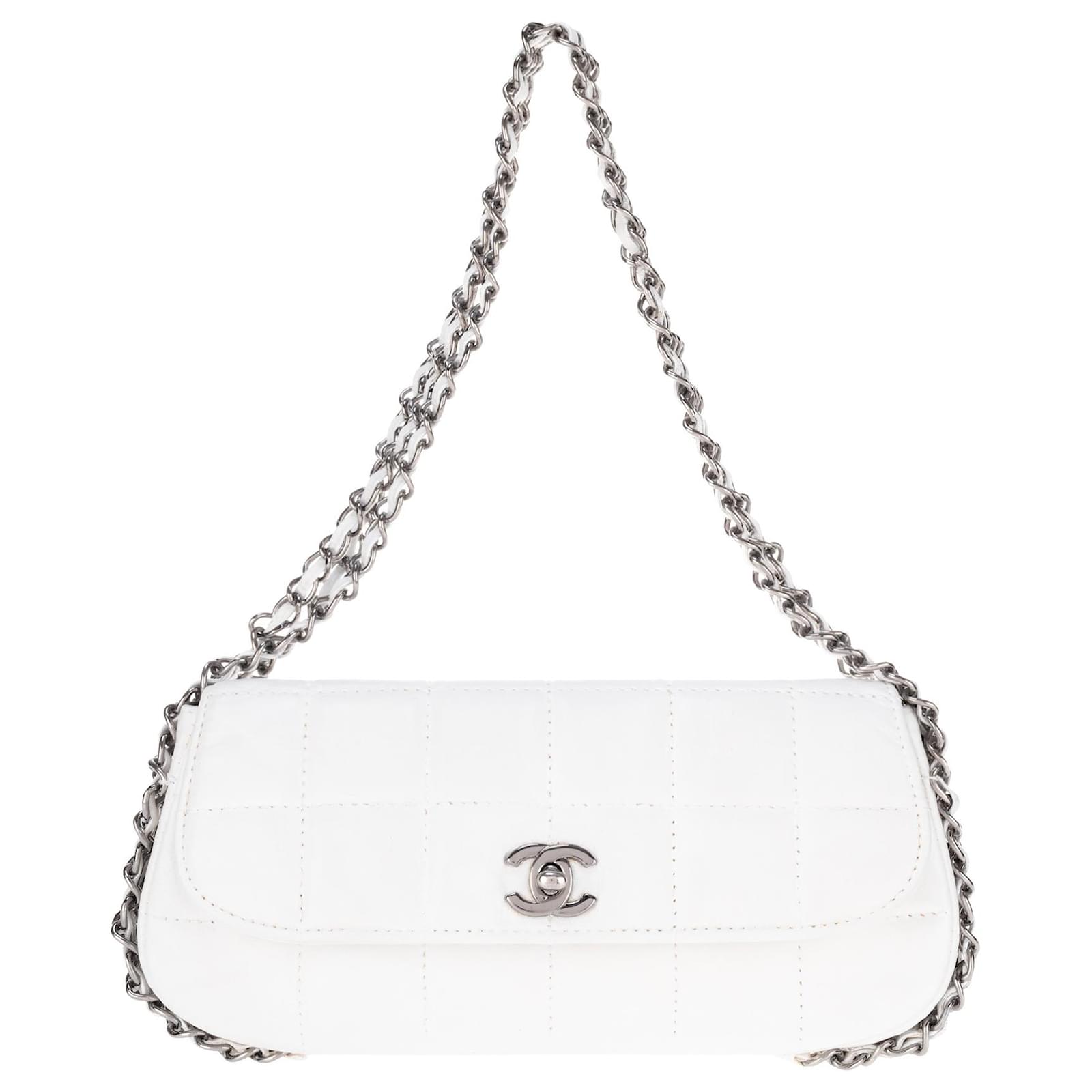 Beautiful Chanel summer bag in white quilted leather, triple silver