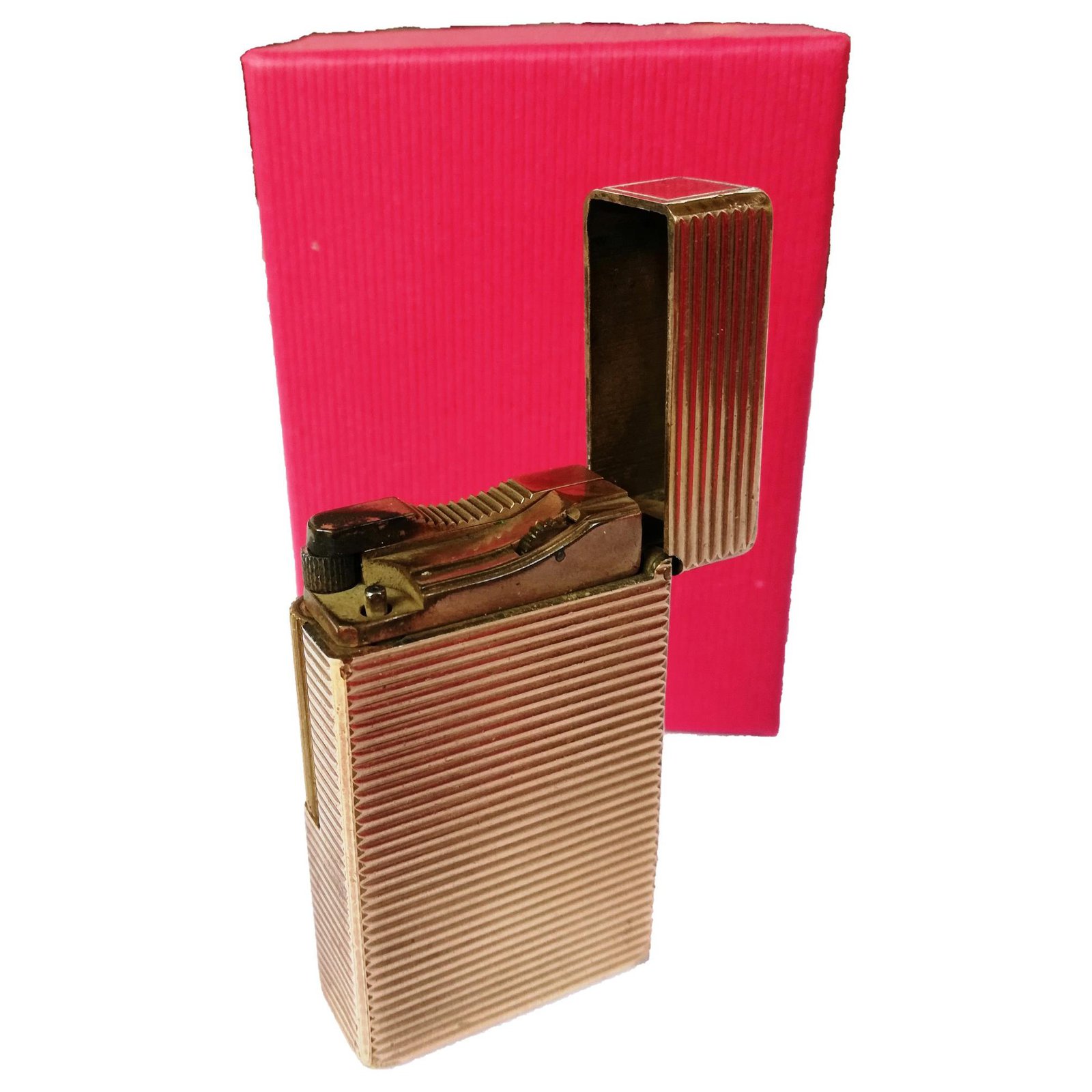 ST Dupont lighter in gold plated 20 microns Golden Gold-plated ref