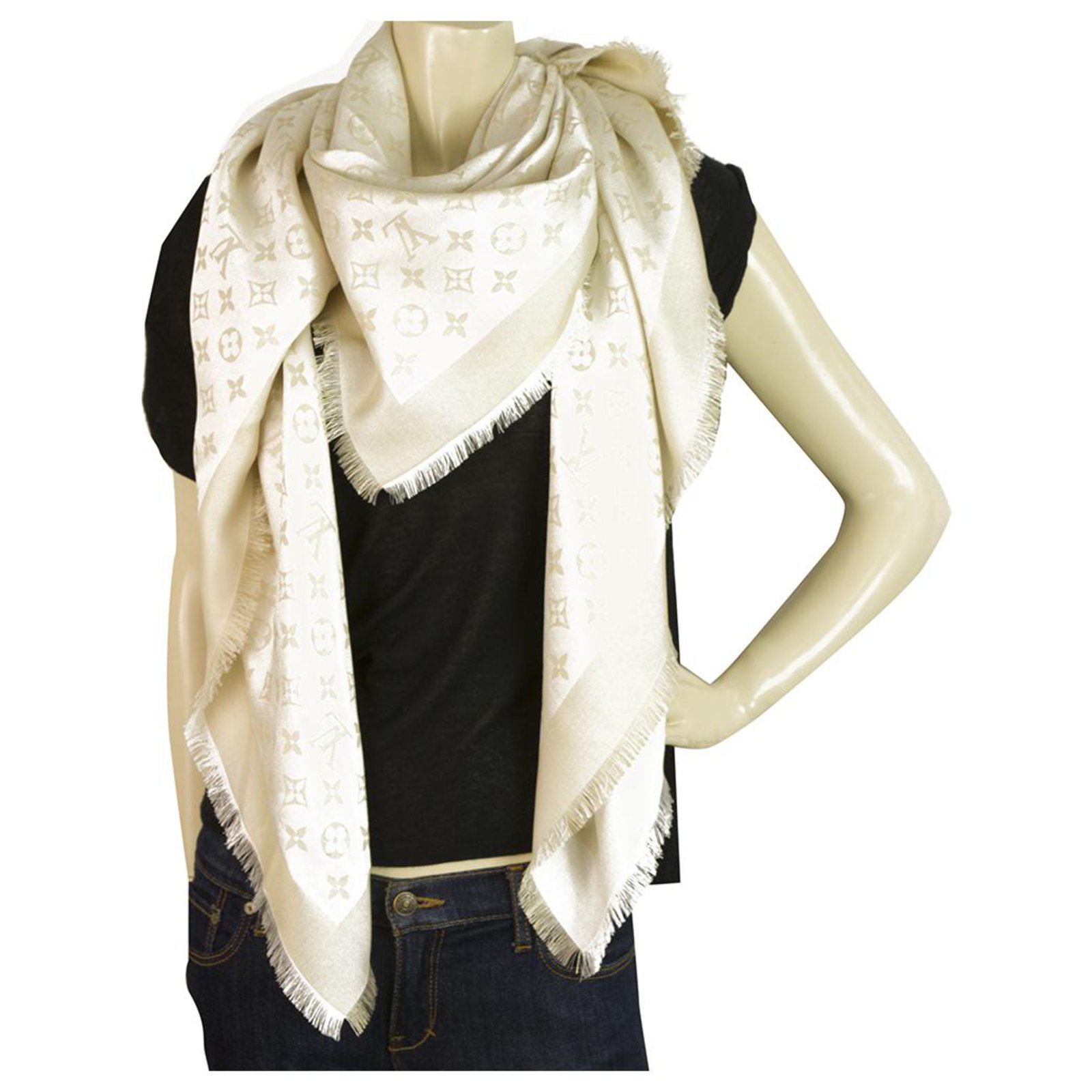 Louis Vuitton shine monogram shawl Cream and gold pre-owned by