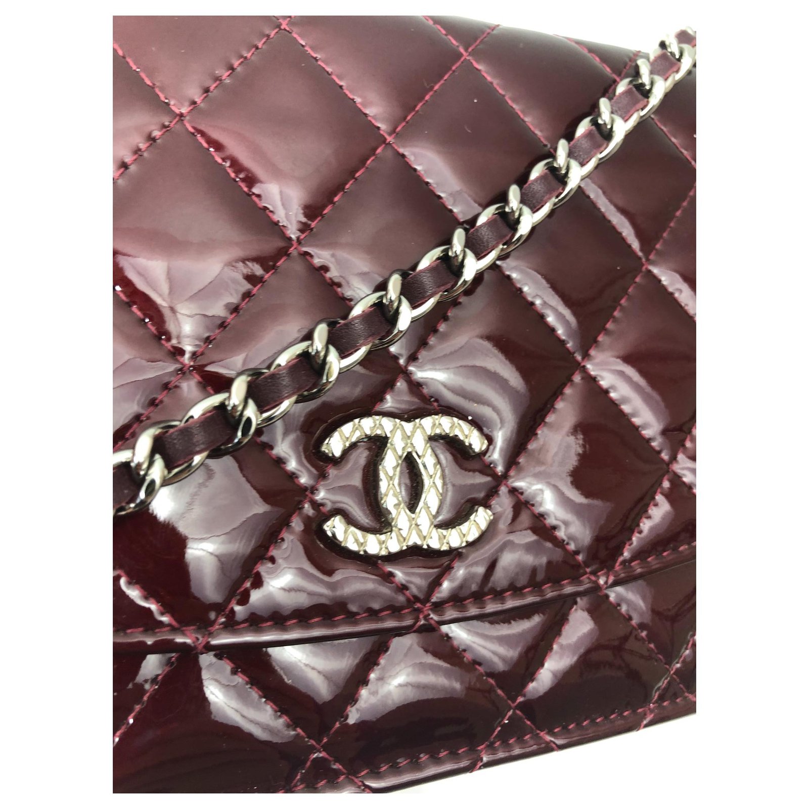 Wallet On Chain Chanel Woc Dark red Patent leather ref.131204 - Joli Closet