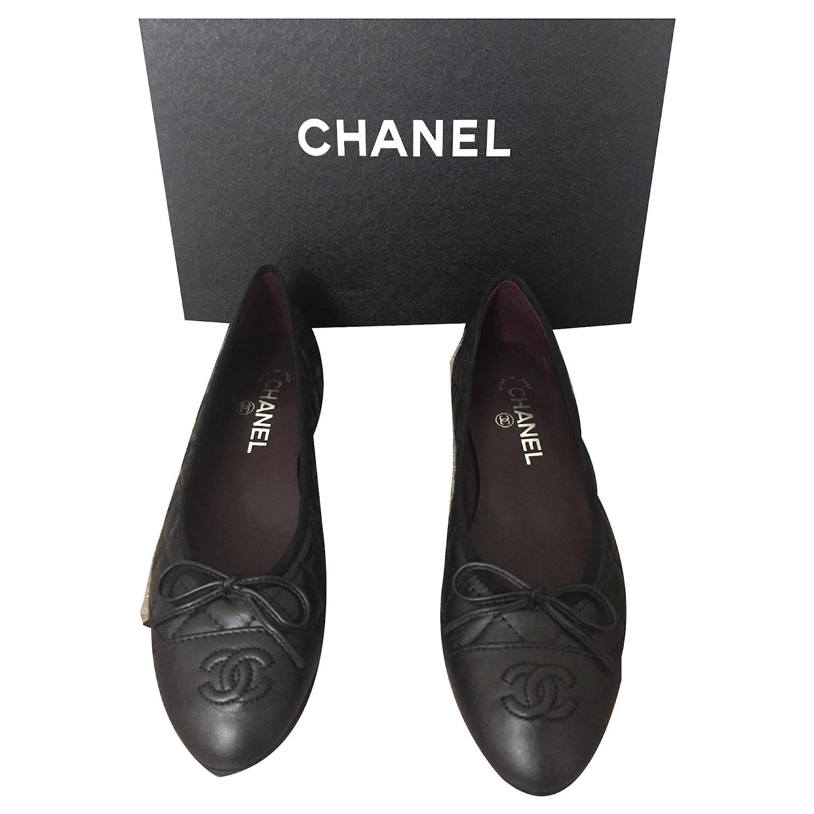 Chanel ballerina flats Black Leather ref.131219 - Joli Closet