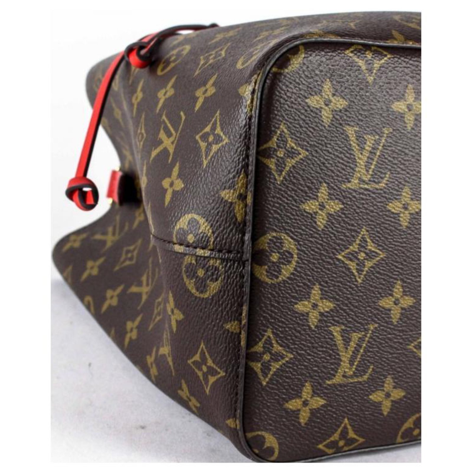 Louis Vuitton Neo Noe Brown Red Cloth ref.131460 - Joli Closet