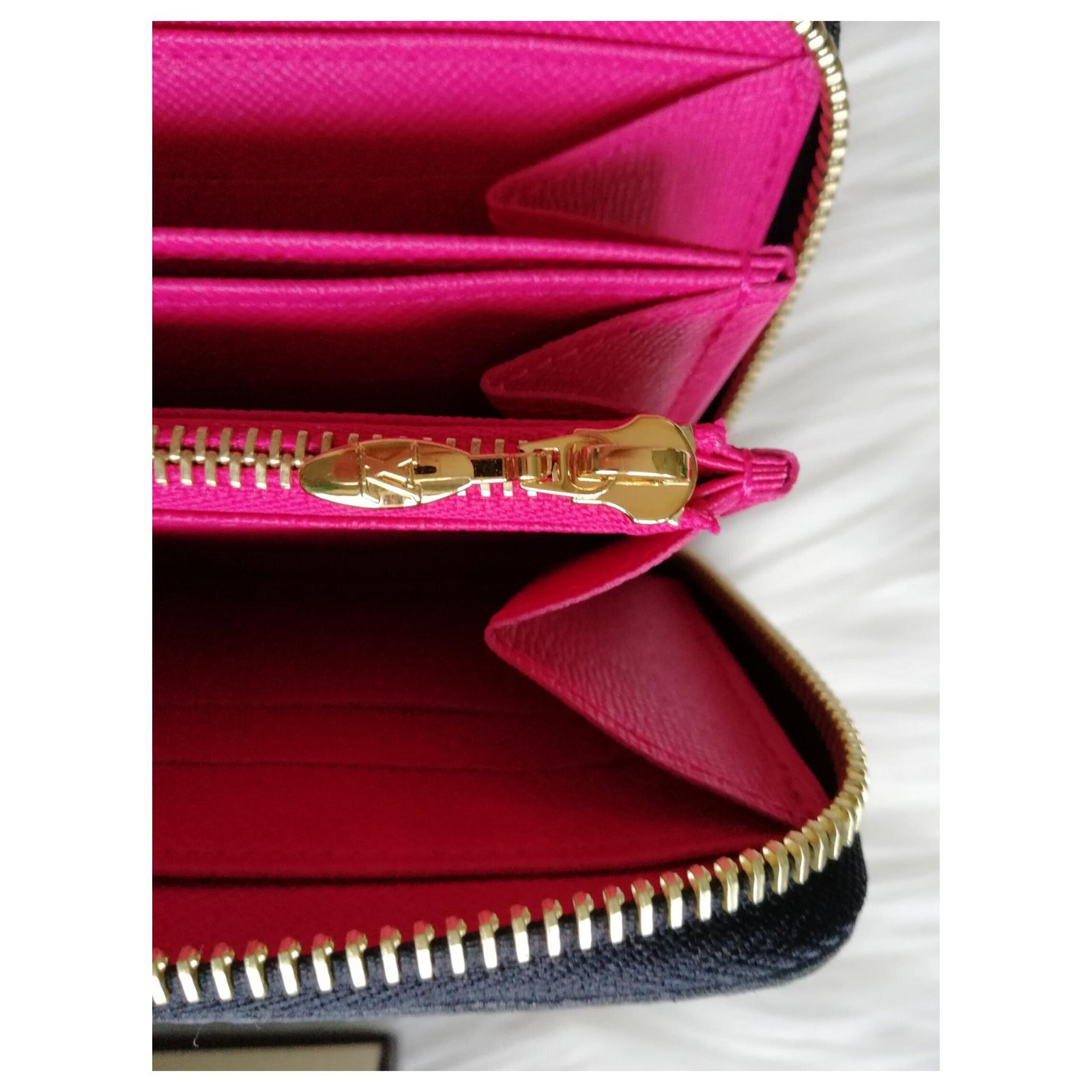 Zippy Louis Vuitton Wallets Multiple colors ref.132350 - Joli Closet