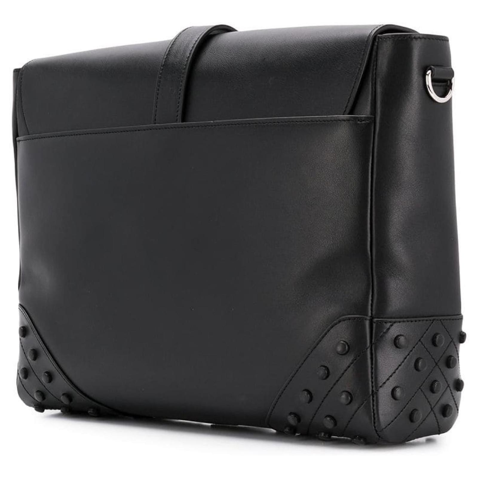 Tod's Tods Black Studded Leather Messenger Bag ref.133864 Joli Closet