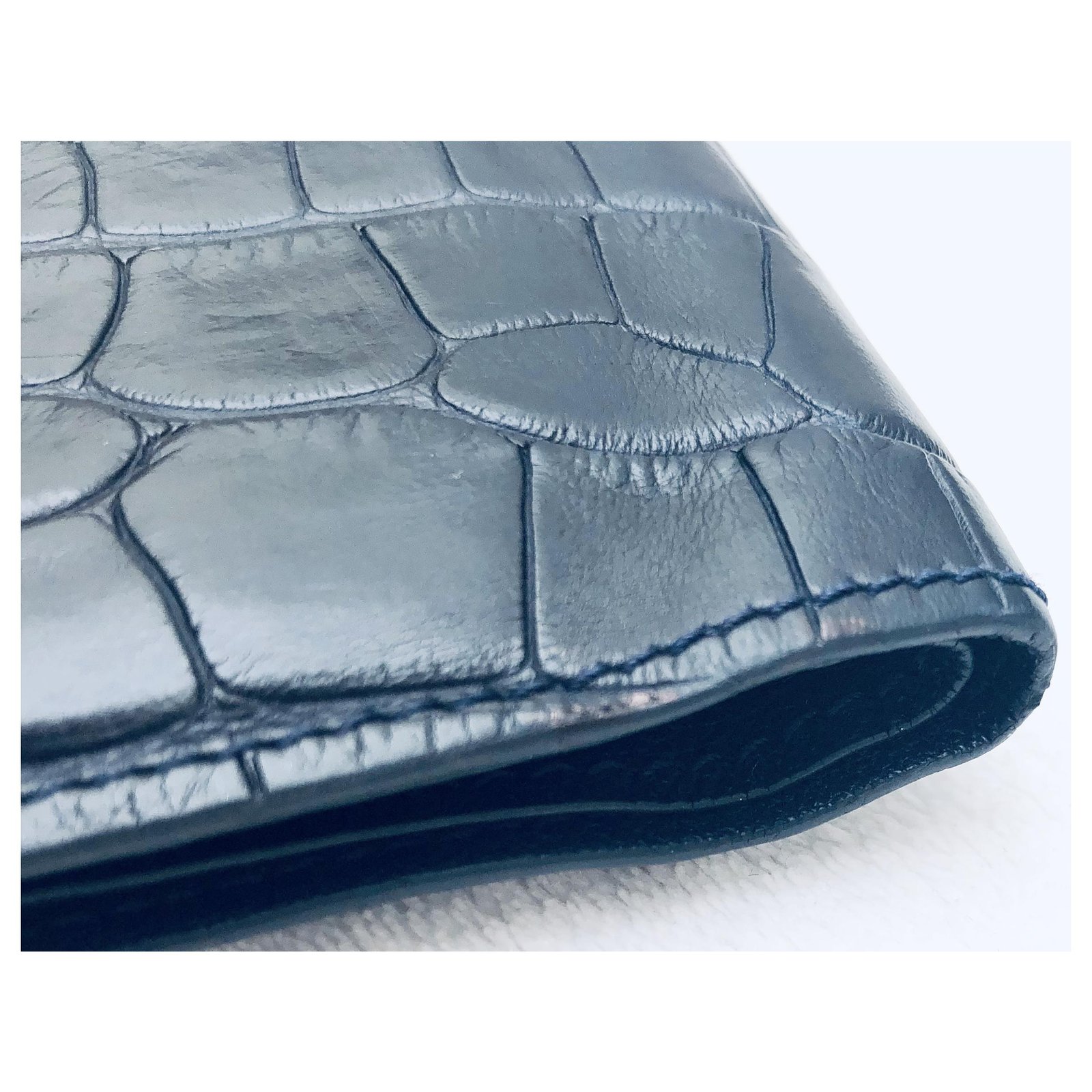 Louis Vuitton 2018 Crocodile Wallet - Pink Wallets, Accessories - LOU582721