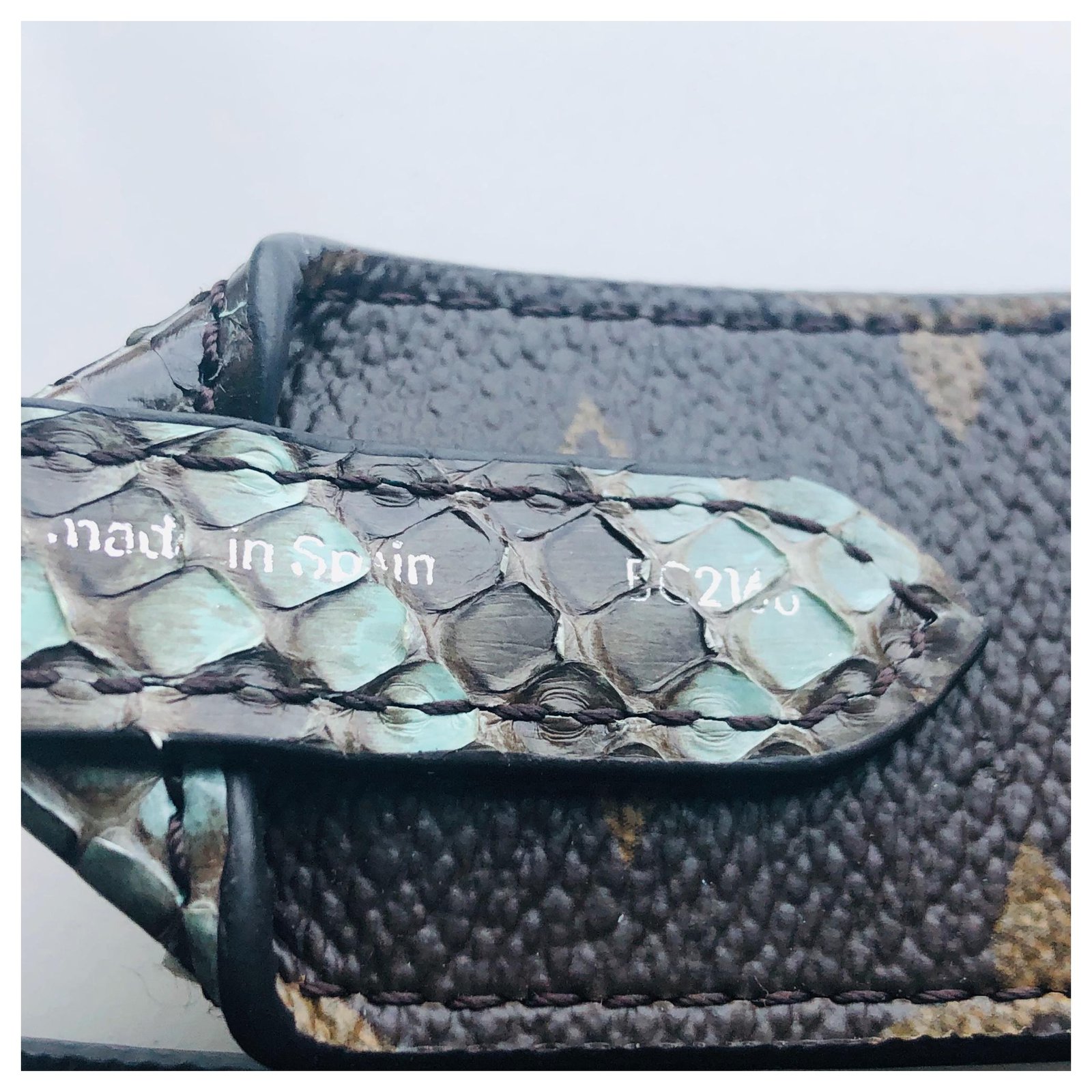Louis Vuitton Vuitton Python Shoulder Strap Brown Light green Exotic  leather ref.134160 - Joli Closet