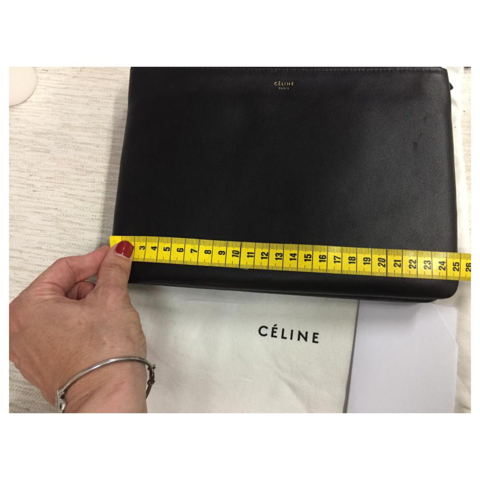 Céline CELINE LARGE TRIO BAG IN SMOOTH LAMBSKIN Black Leather ref.134205 -  Joli Closet