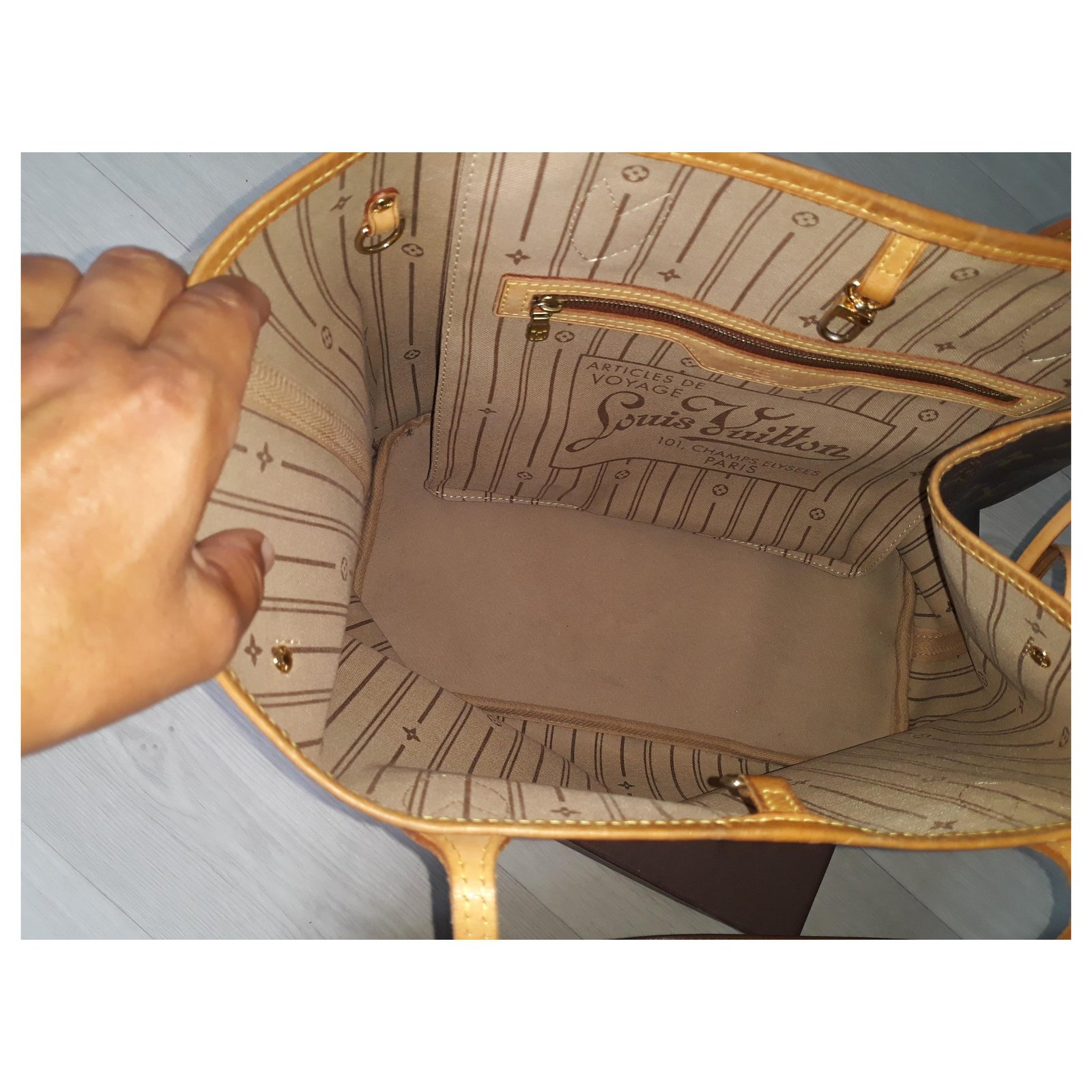Louis Vuitton Totally MM Dark brown Leather ref.484344 - Joli Closet