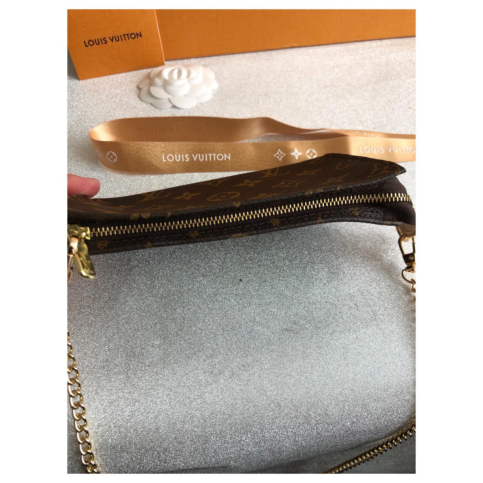 Louis Vuitton Clutch bags Brown Cloth ref.136614 - Joli Closet