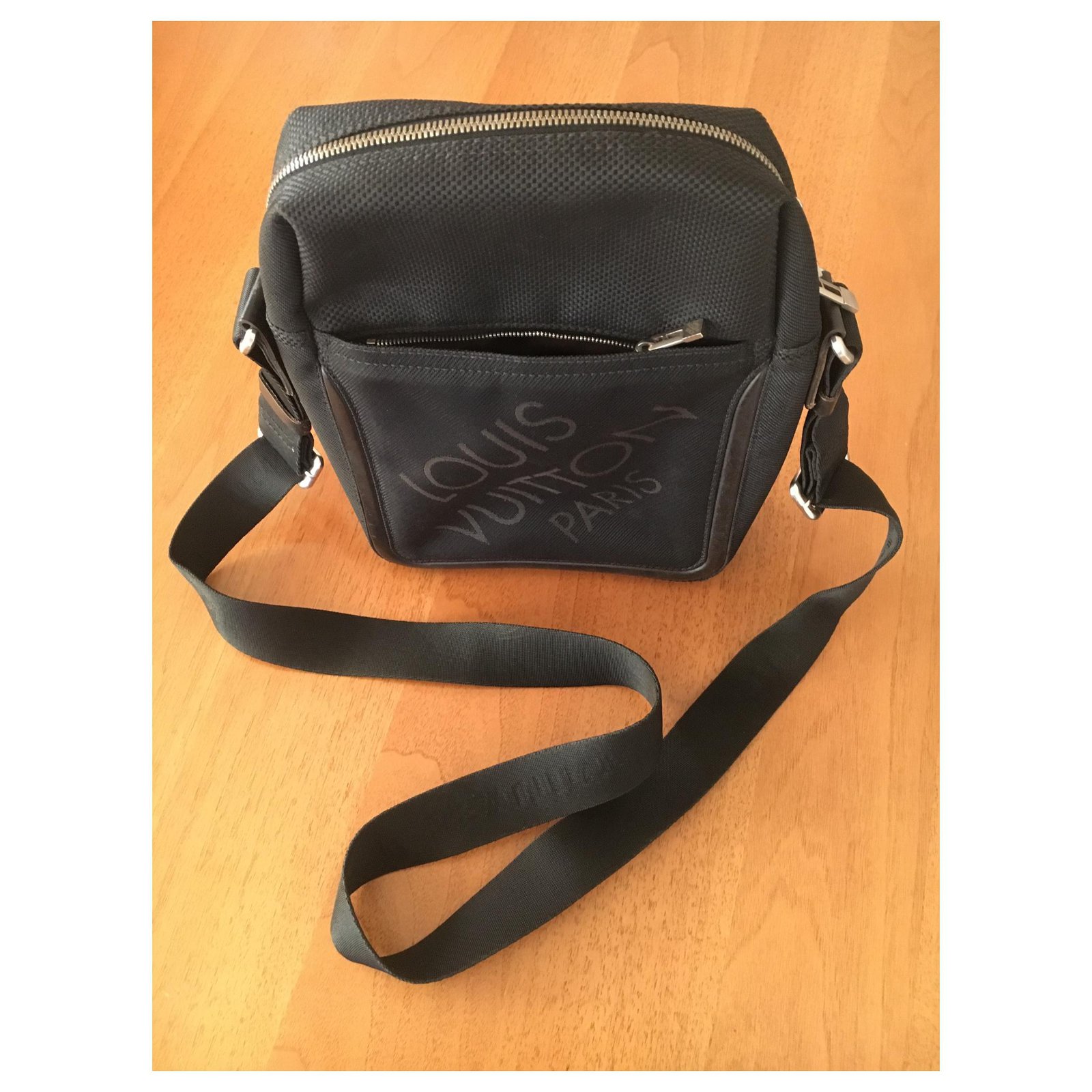 Louis Vuitton Trio messenger bag Cloth ref.943221 - Joli Closet
