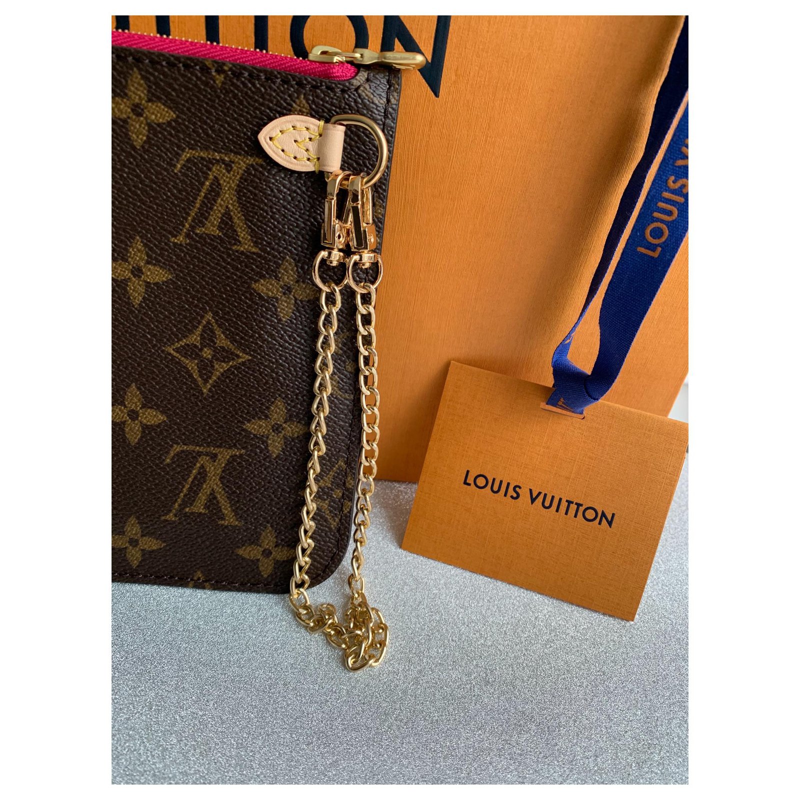 Neverfull cloth clutch bag Louis Vuitton Brown in Cloth - 33990329