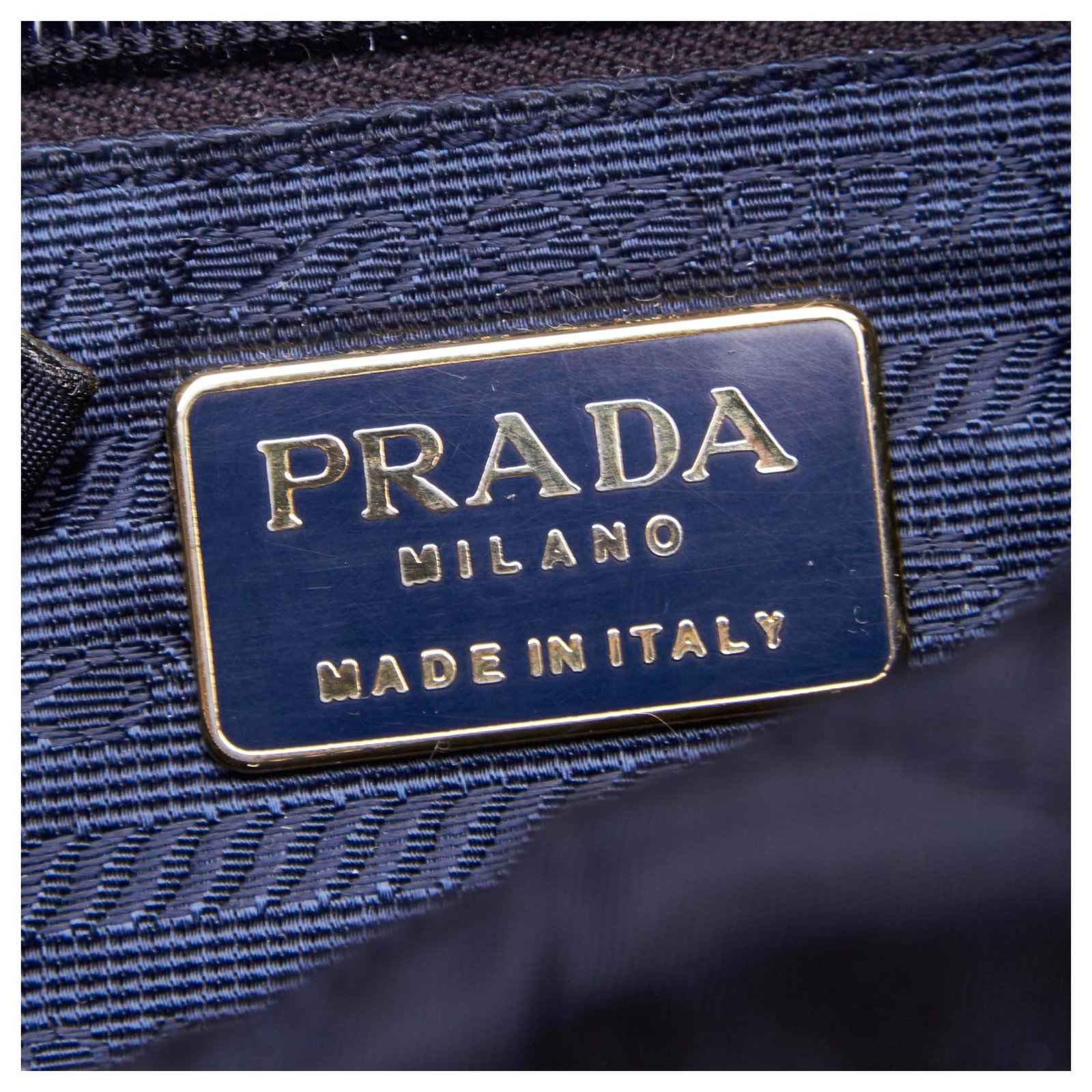 Prada Blue Quilted Nylon Chain Shoulder Bag Navy blue Cloth ref.128842 -  Joli Closet