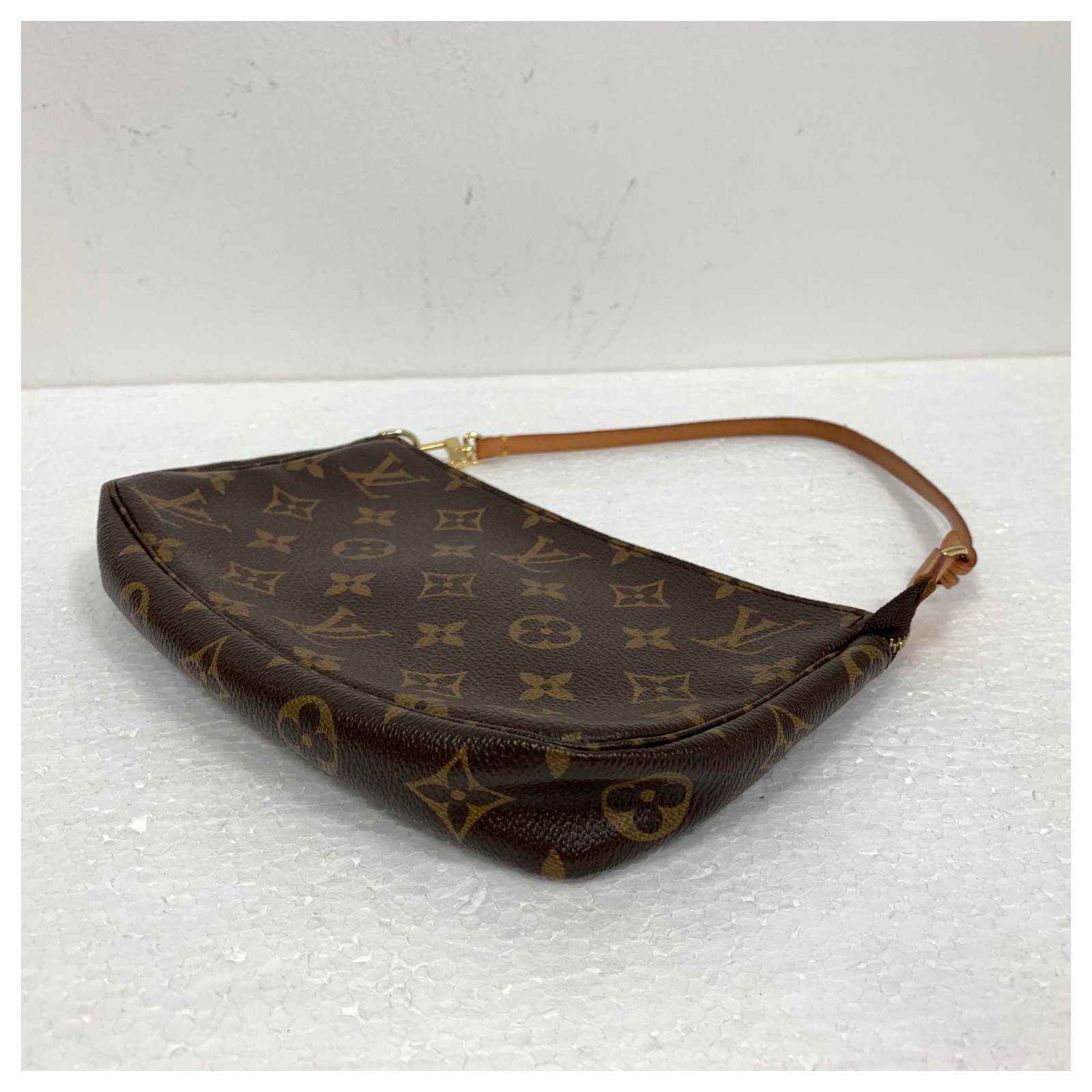 Louis Vuitton Mini Pochette Accessoires Brown Cloth ref.927103