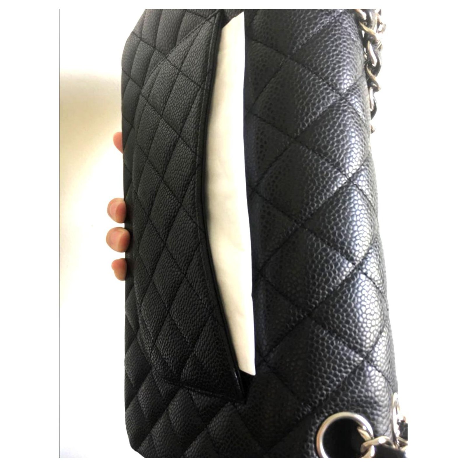Timeless Chanel black caviar medium classic flap bag SHW Leather ref.140921  - Joli Closet