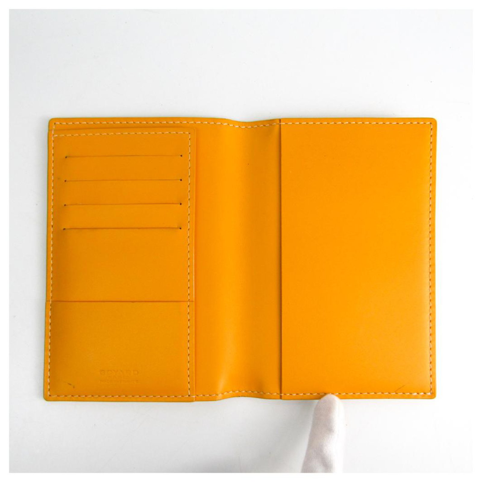 Goyard Yellow Grenelle Passport Cover Multiple colors Leather Cloth Cloth  ref.141623 - Joli Closet