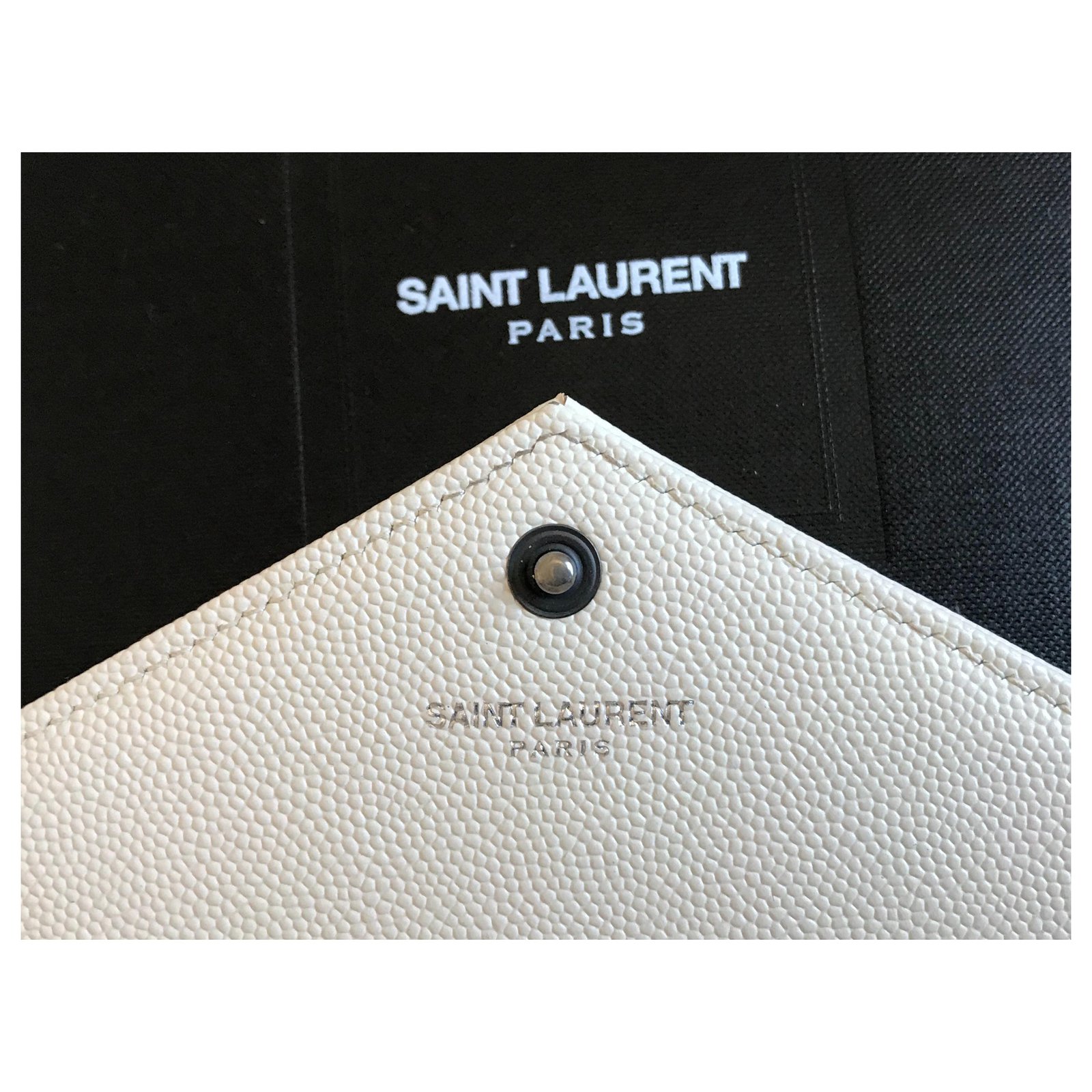 Saint Laurent Evelope wallet on chain White Leather ref.142172 - Joli Closet