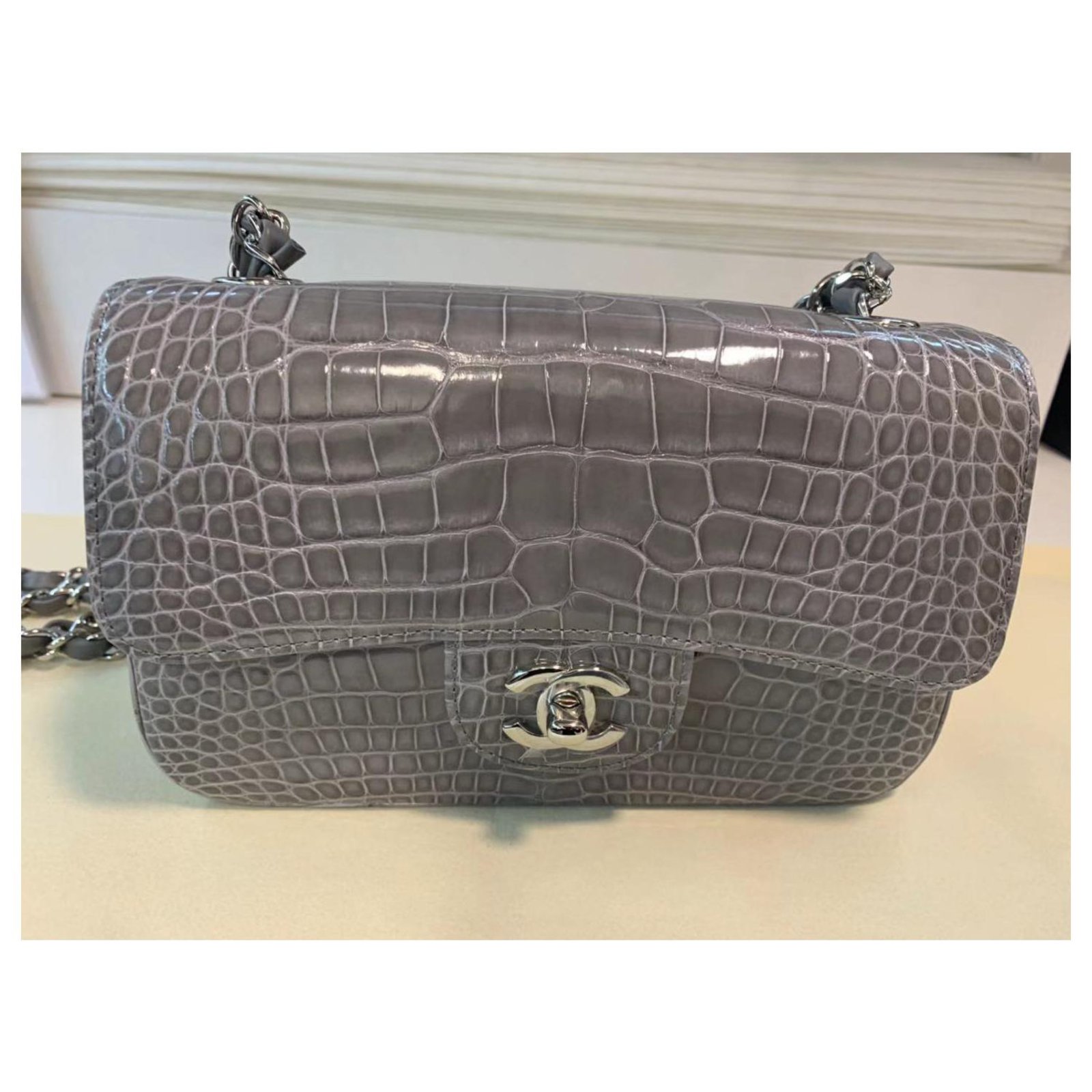 Timeless/classique leather handbag Chanel Grey in Leather - 24666647