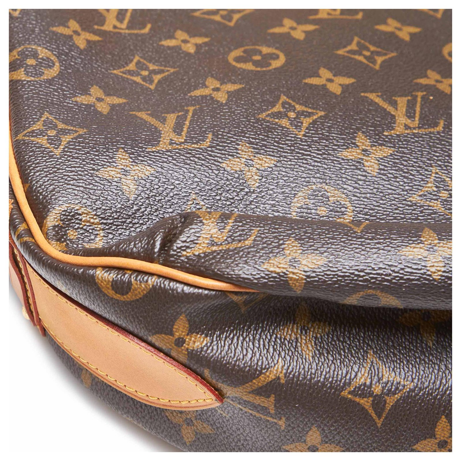 Louis Vuitton Brown Monogram Tulum GM Leather Cloth ref.142630