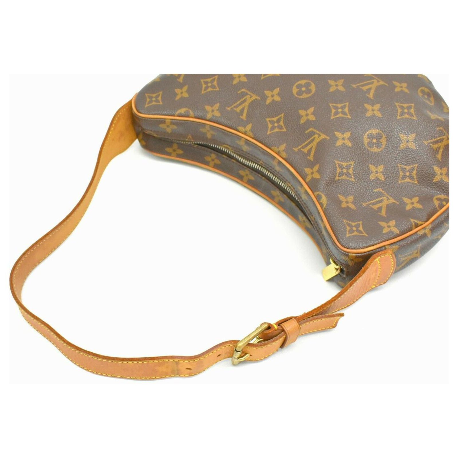 Sac Demi-Lune Chinchilla Louis Vuitton.