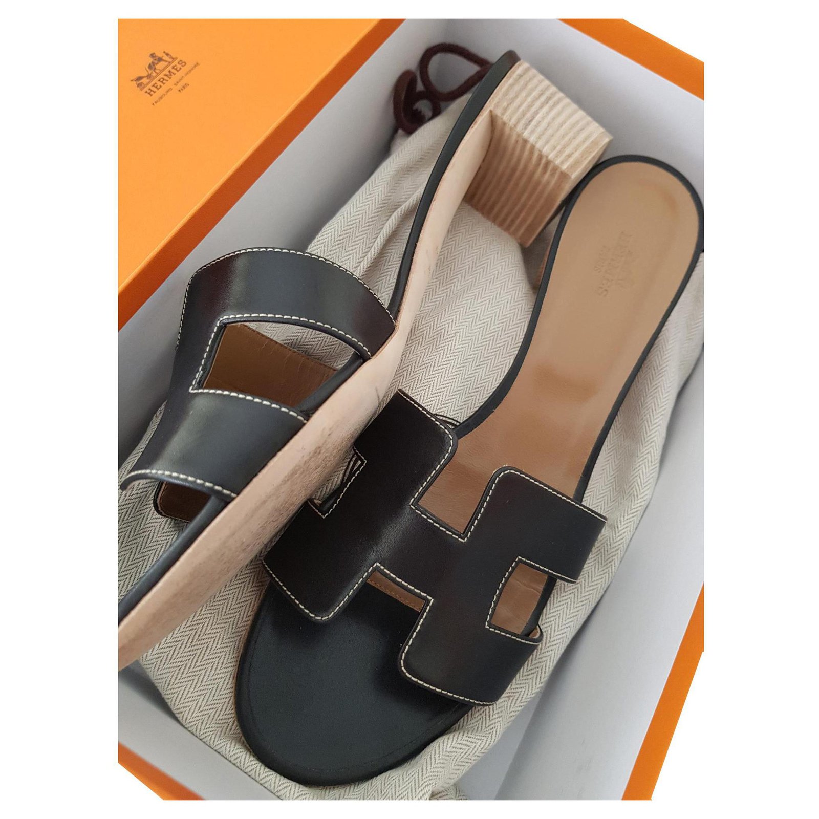 Hermès Hermes Oasis sandals Black Leather ref.143719 - Joli Closet