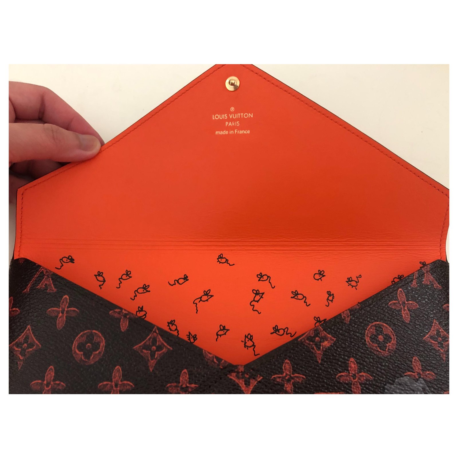 Louis Vuitton Catogram Multiple colors Leather ref.144056 - Joli