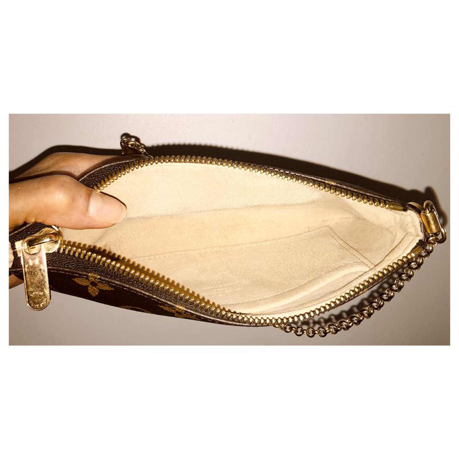 Milla cloth mini bag Louis Vuitton Brown in Cloth - 37790027
