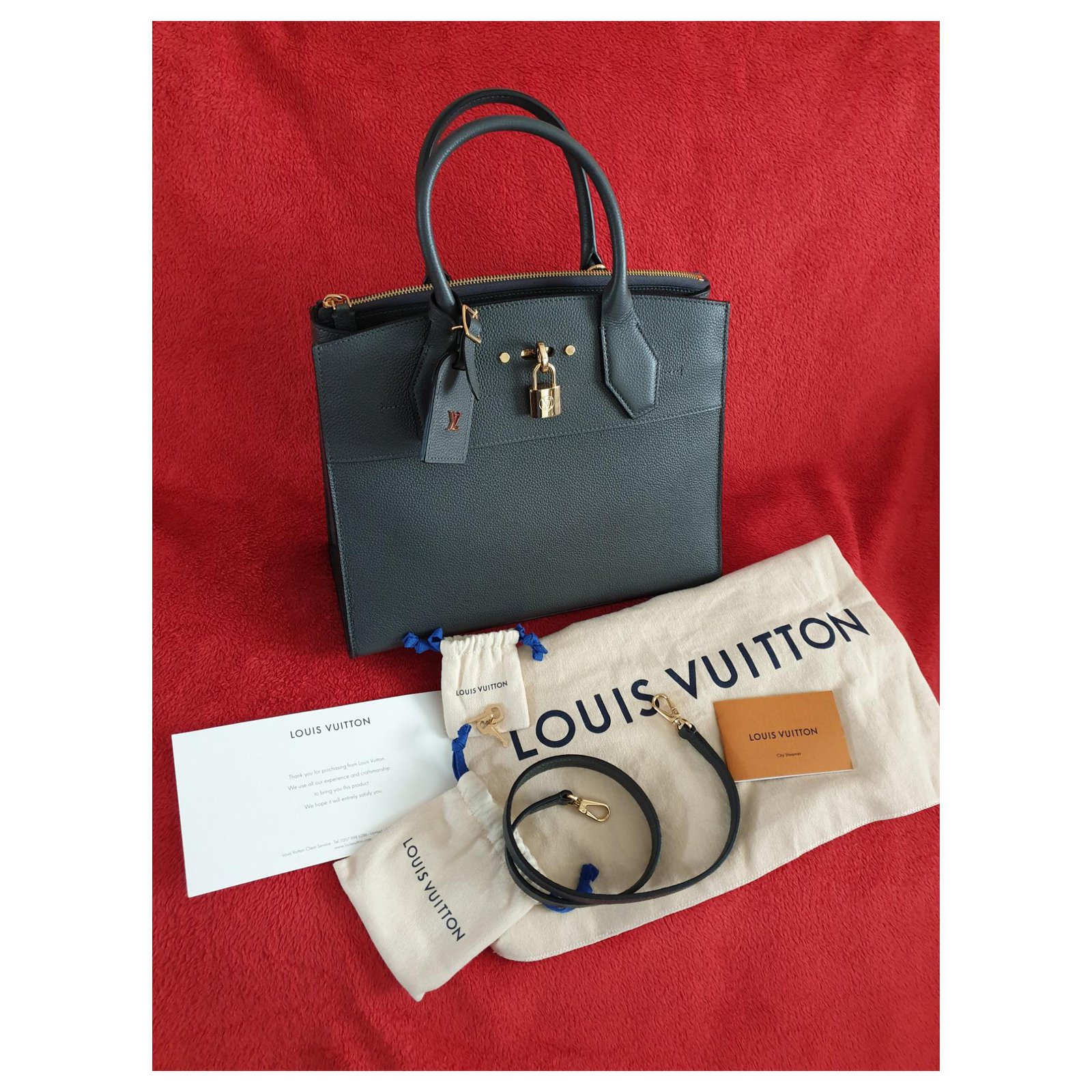 Louis Vuitton City Steamer MM Grey Leather ref.144498 - Joli Closet