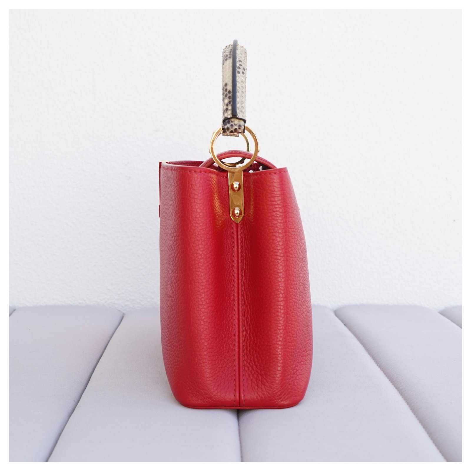 Capucines Louis Vuitton Capucine BB Red Leather ref.243343 - Joli Closet