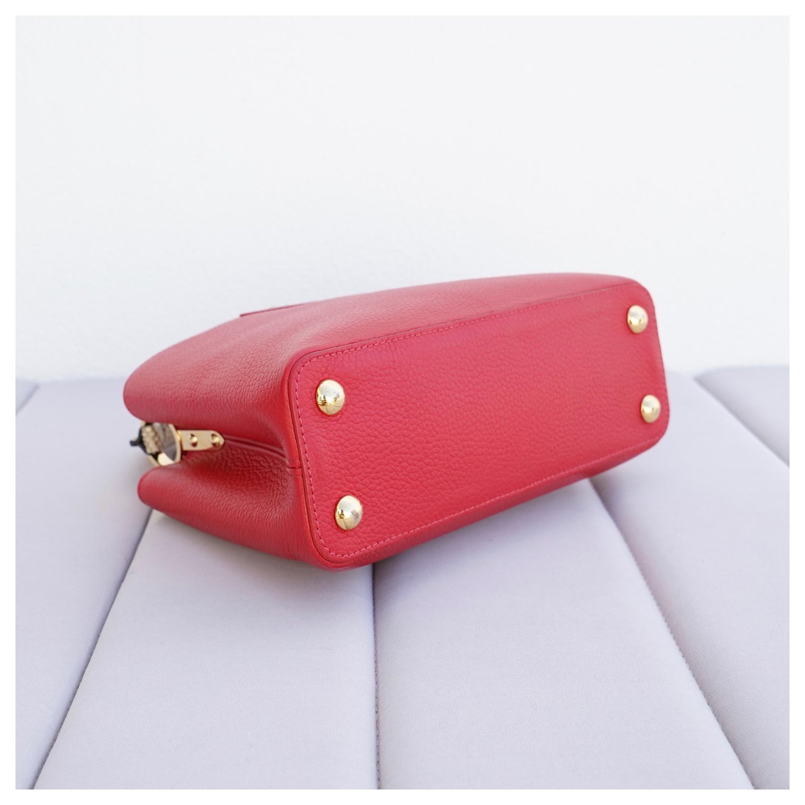 Louis Vuitton Capucines MM Bag Burgundy & Pink Dark red Leather ref.966617  - Joli Closet